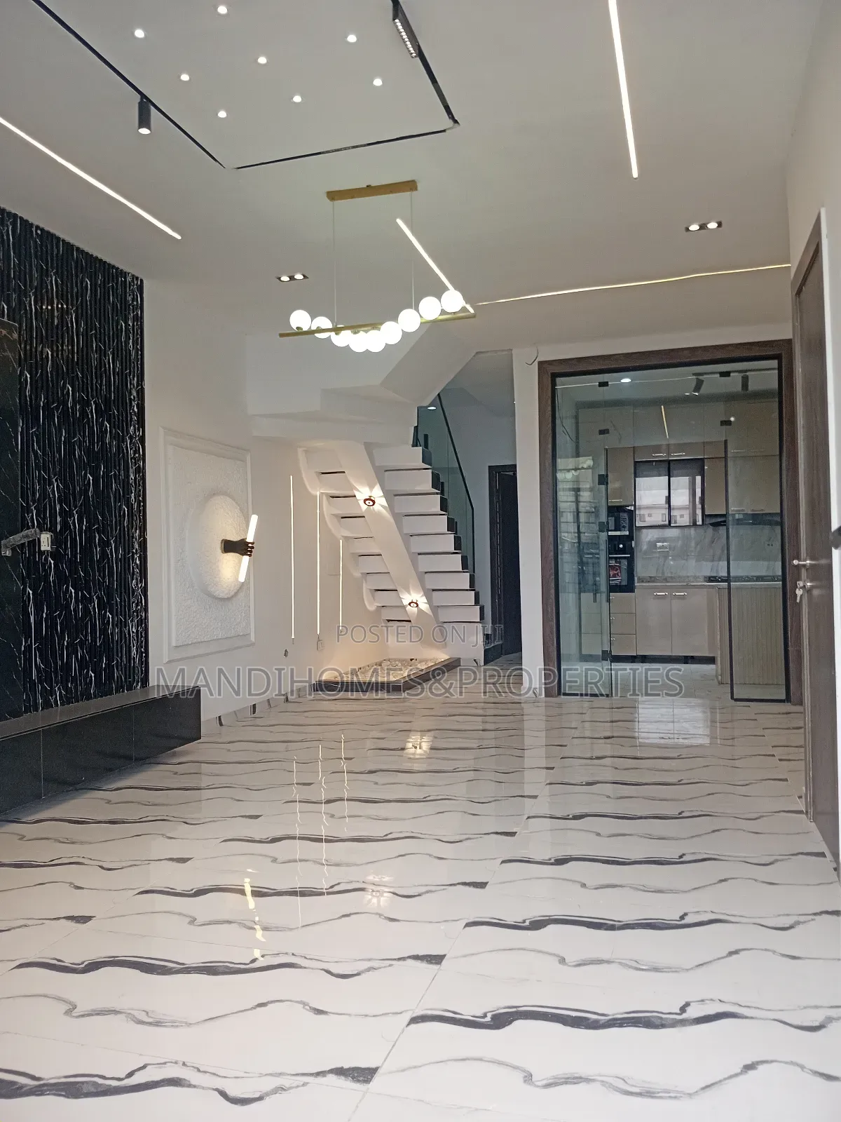 4bdrm Duplex in Ikota for sale