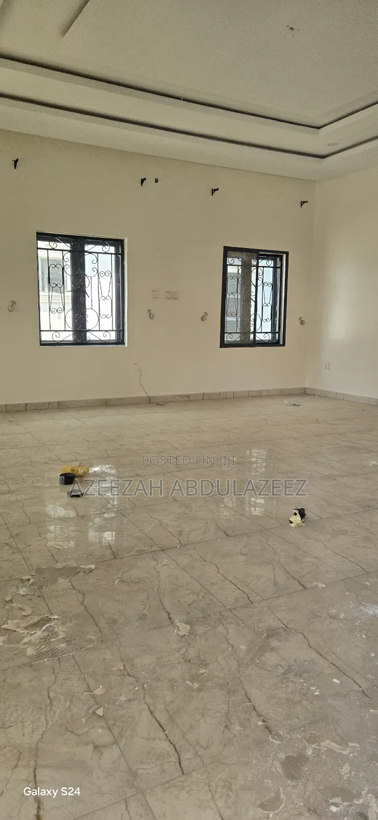 4bdrm Duplex in Sabon Lugbe for rent