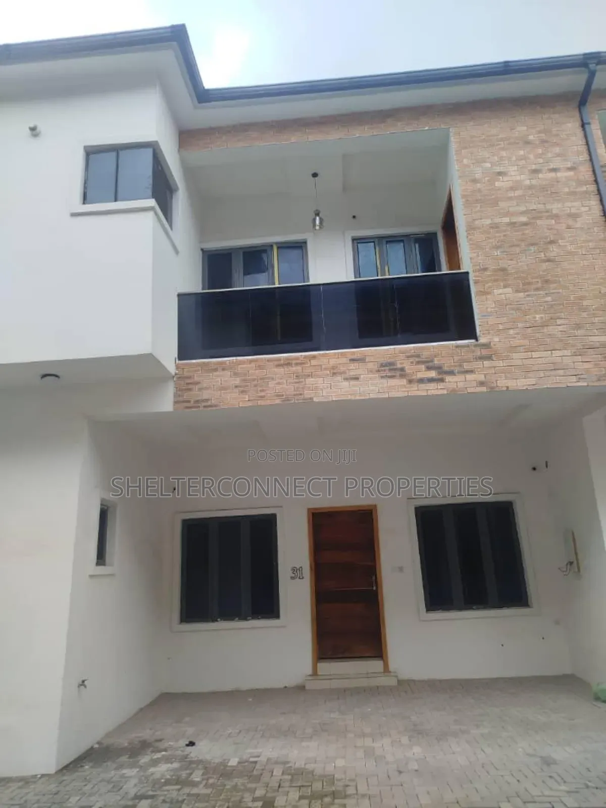 4bdrm Duplex in Lekki Expressway for sale