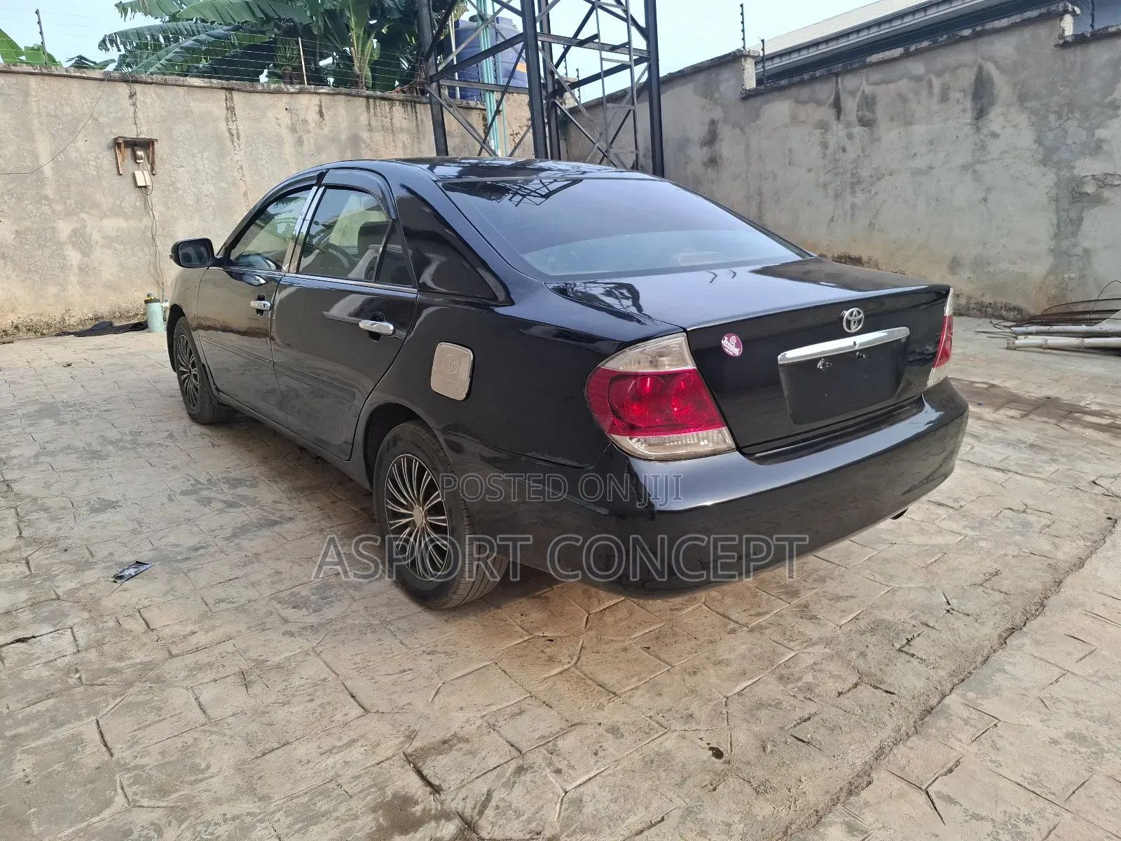 Toyota Camry LE V6 4dr Sedan (3.0L 6cyl 5A) 2005 Black