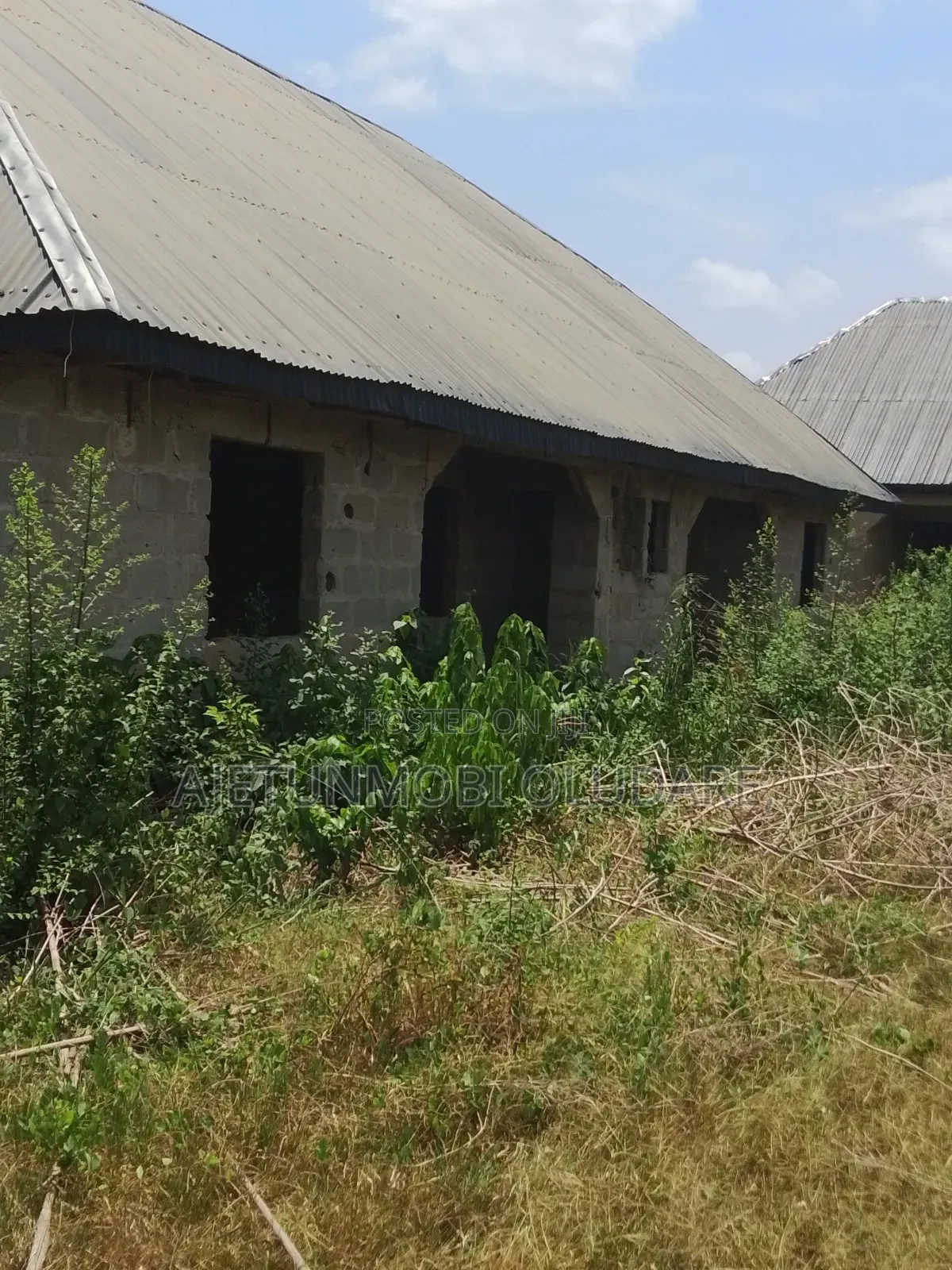 2bdrm Block of Flats in Covenant Avenue for sale