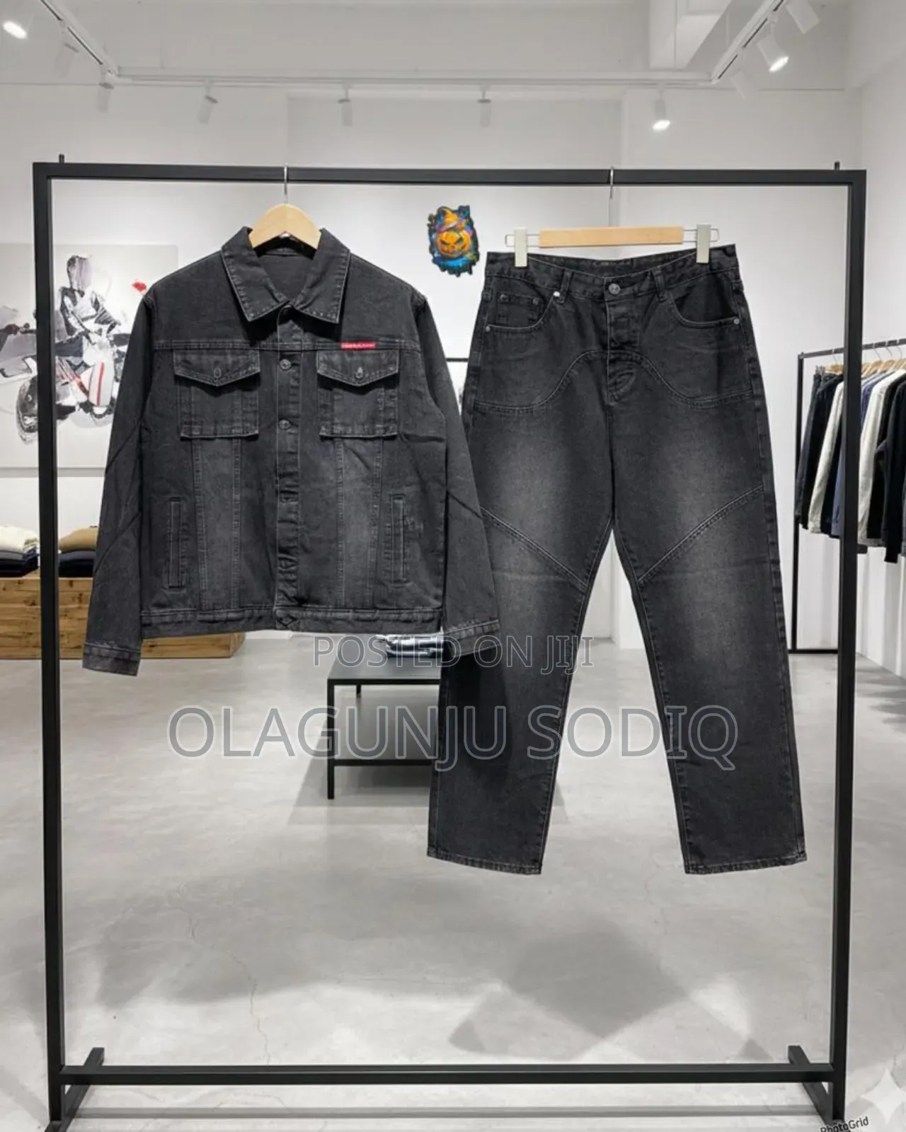 Premium Luxury Jeans Up and Down