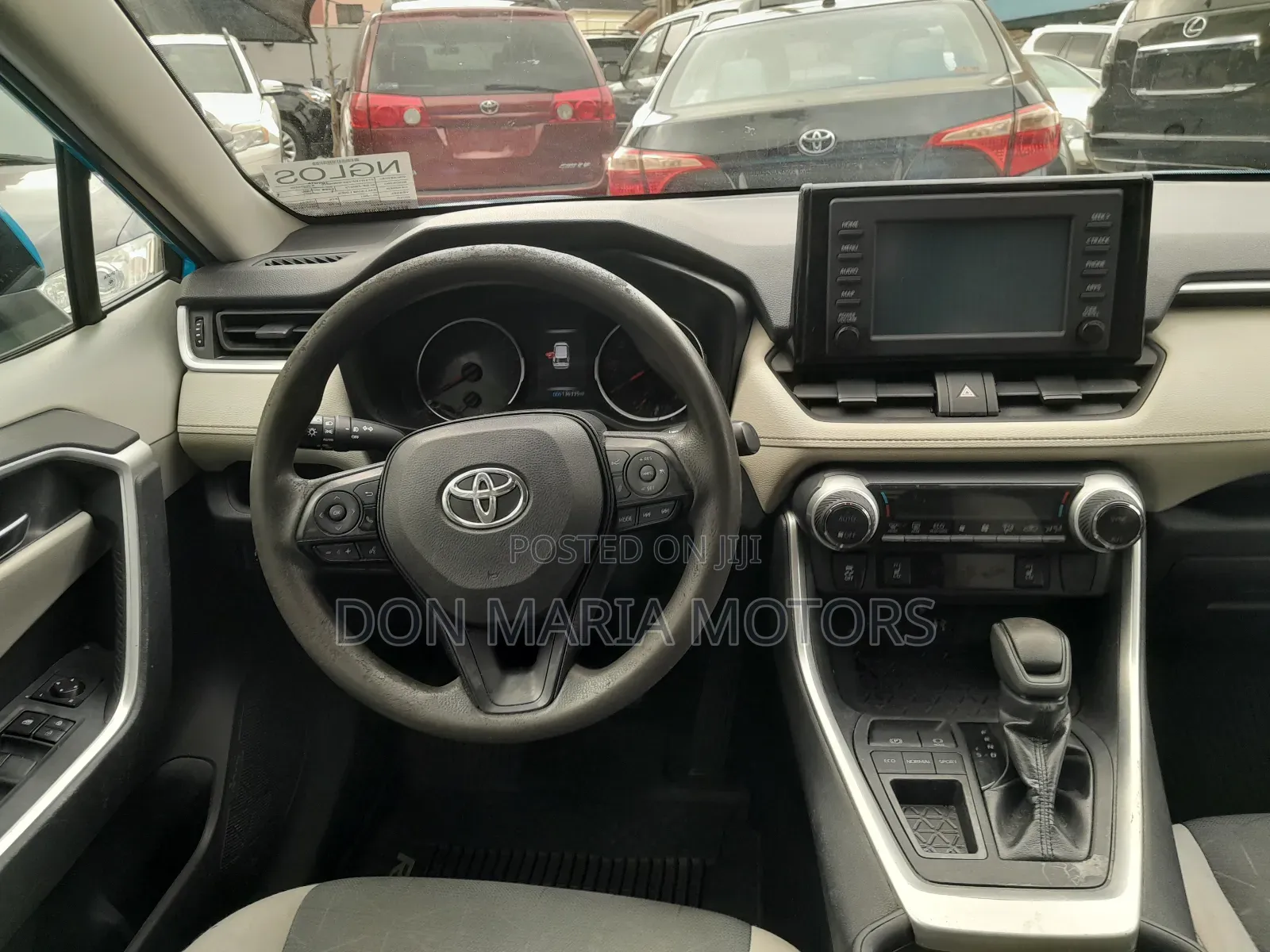 Toyota RAV4 XLE FWD 2019 Blue