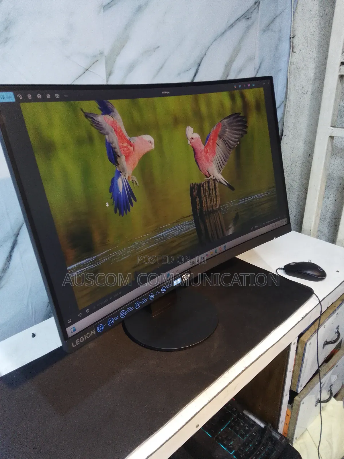 Lenovo 27" Curve Gaming Monitor FHD 16:9 Ratio Va 280hz Refresh Rate