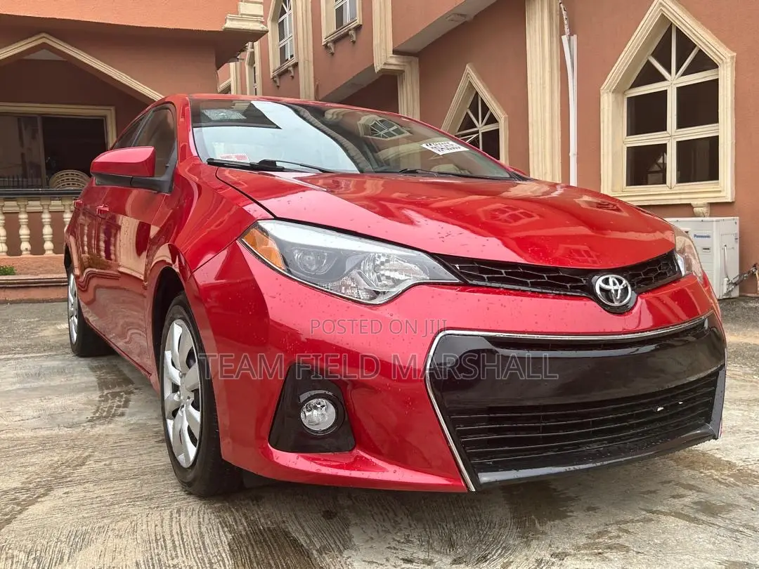 Toyota Corolla LE 4dr Sedan (1.8L 4cyl CVT) 2015 Red