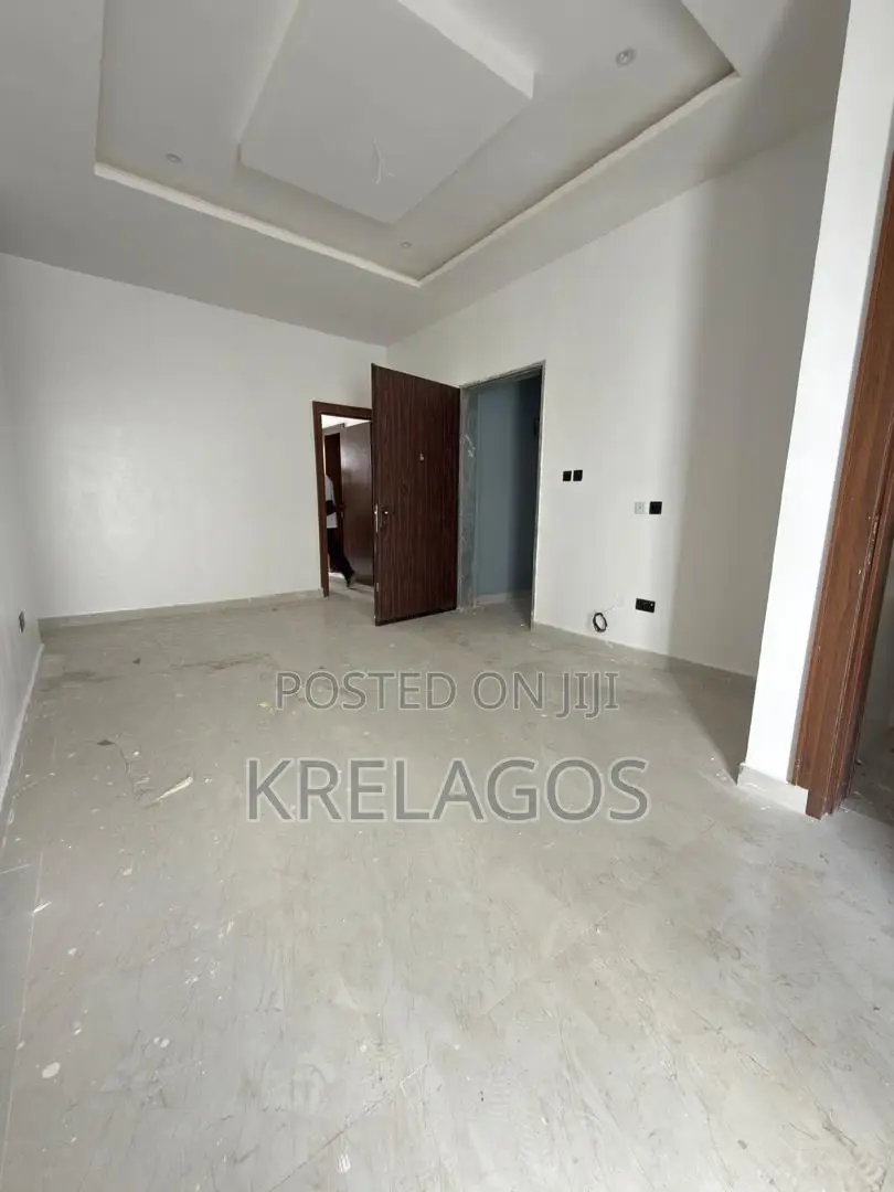 2bdrm Apartment in Orchid, Chevron for sale