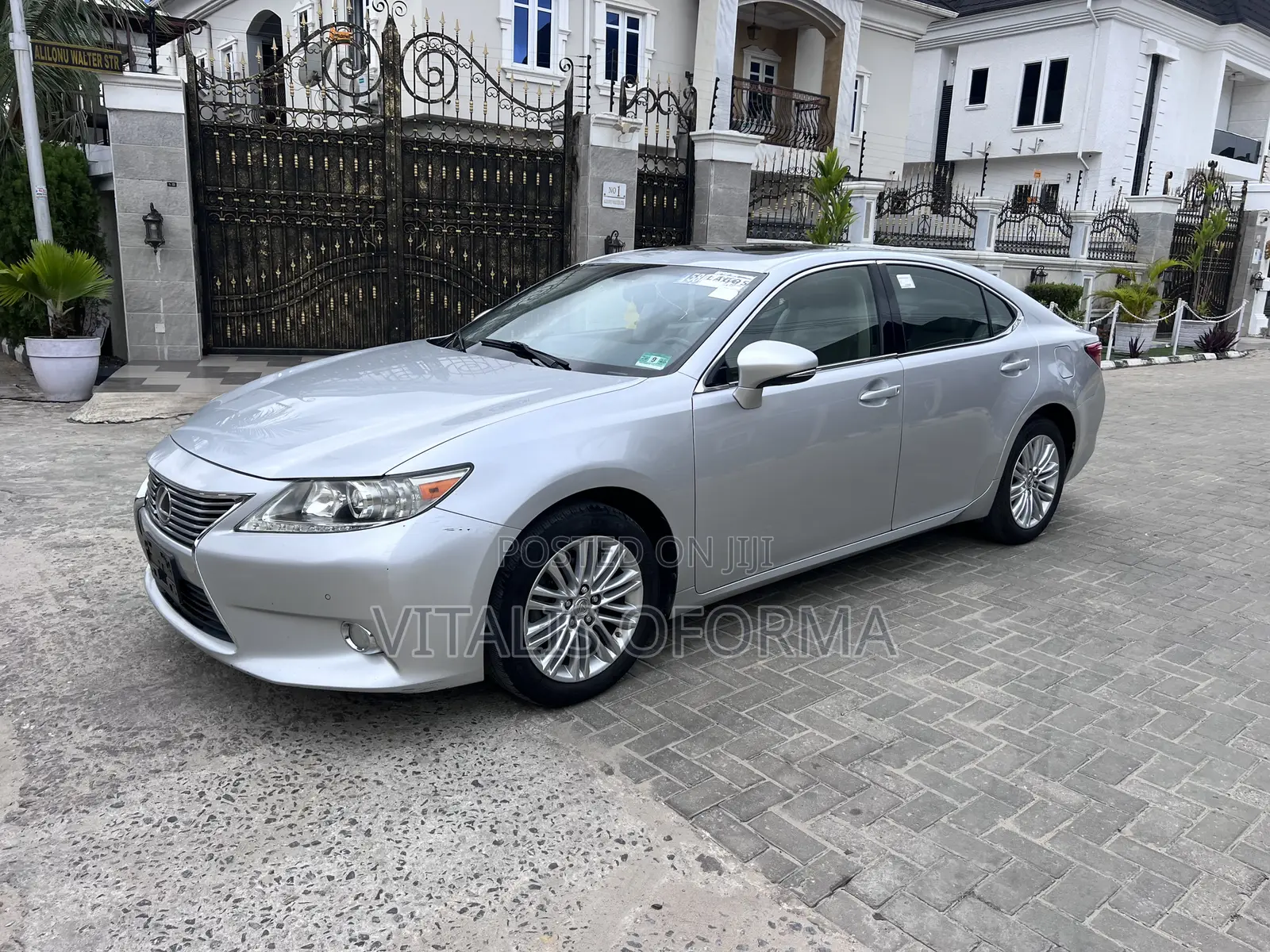 Lexus ES 350 FWD 2013 Silver