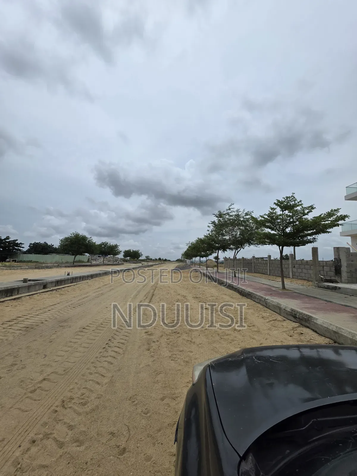 Primed 800sqm 1000sqm Residential Plot in a Beautiful Estate