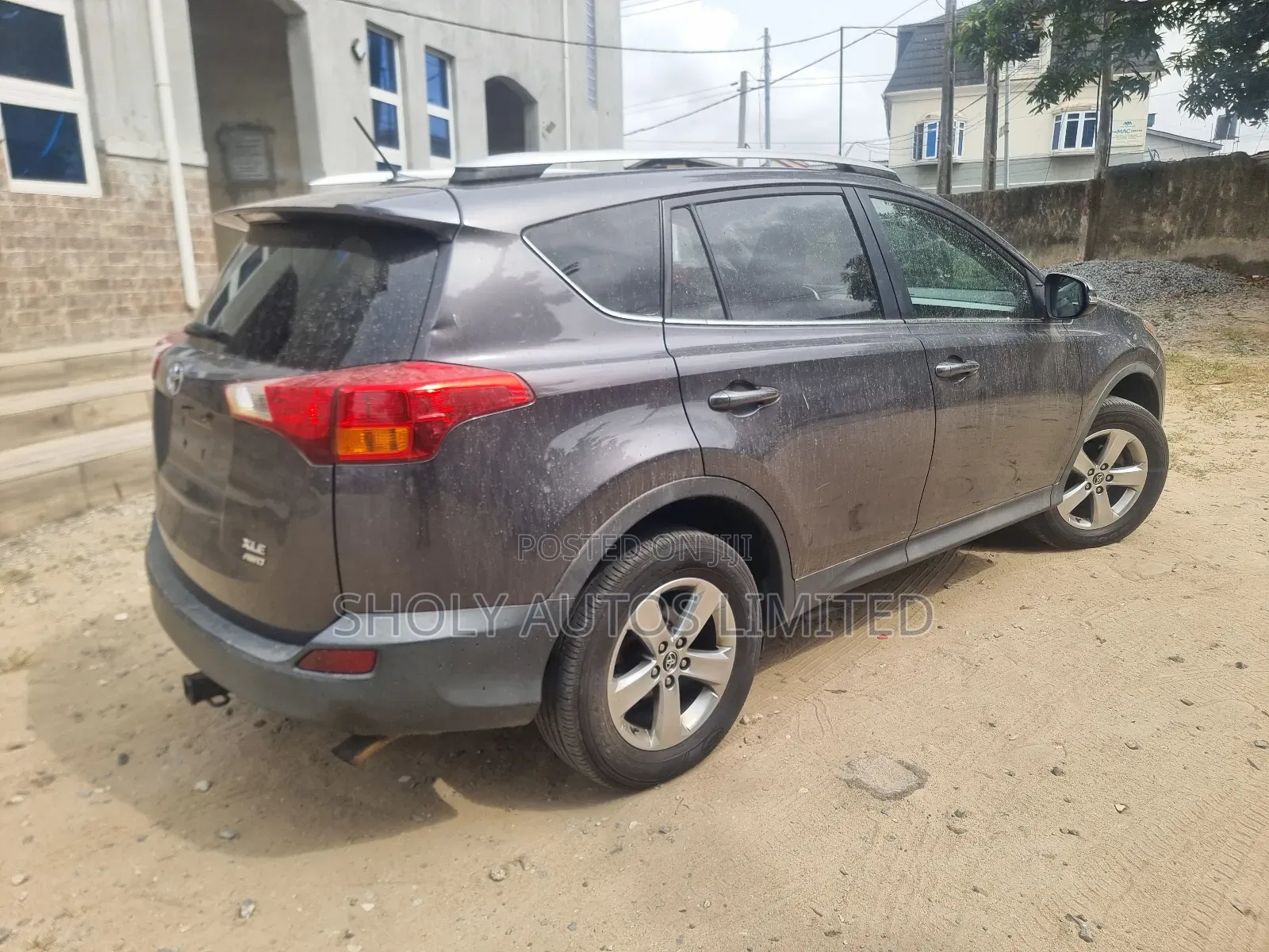 Toyota RAV4 XLE 4dr SUV (2.5L 4cyl 6A) 2015 Gray