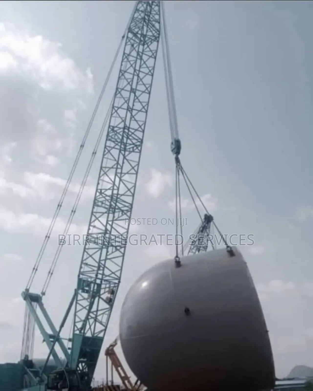 Crane Hire, Heavy Duty Equipment Rental