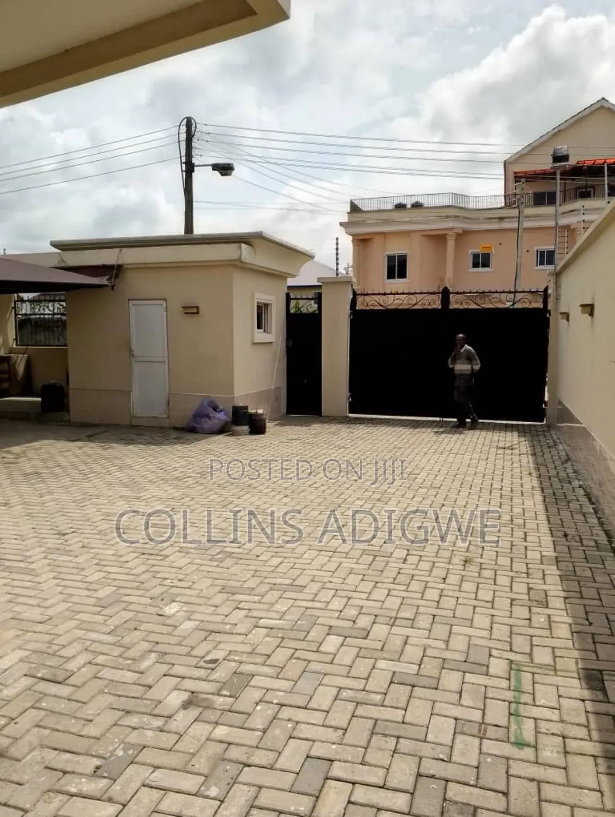 5bdrm Duplex in Abraham Adesanya for rent