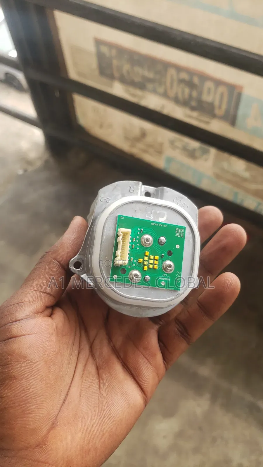 Mercedes-Benz Gle Headlight Charger