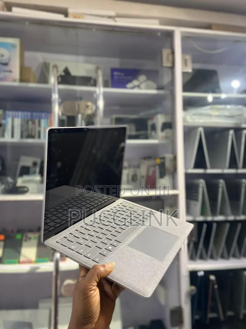 Laptop Microsoft Surface Laptop 5 16GB Intel Core i7 SSD 256GB
