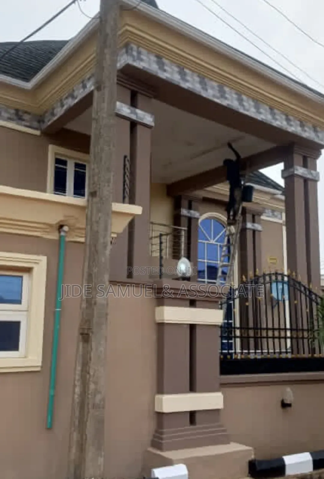 Furnished 5bdrm Duplex in Baruwa for sale
