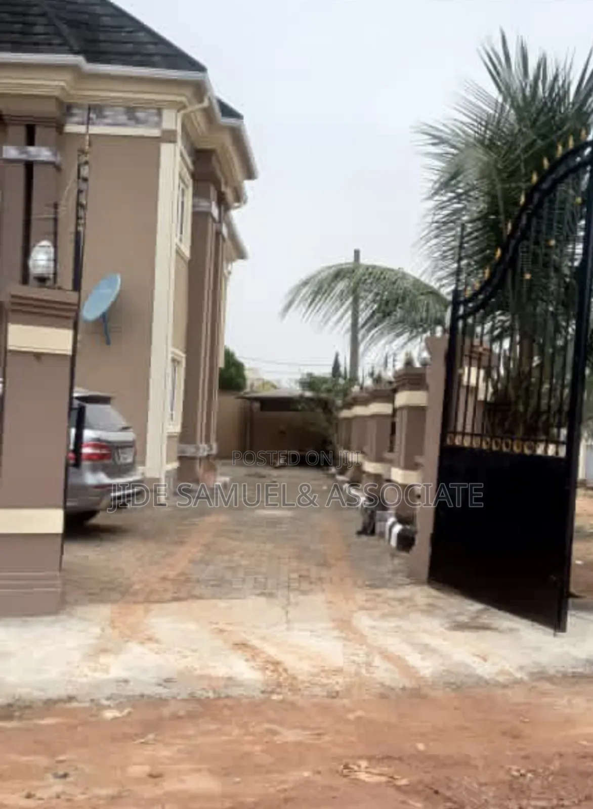 Furnished 5bdrm Duplex in Baruwa for sale