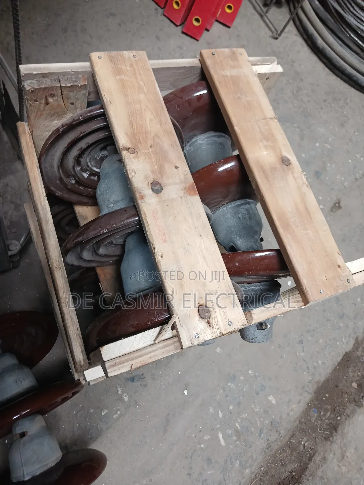 Porcelain Suspension Disc Insulator