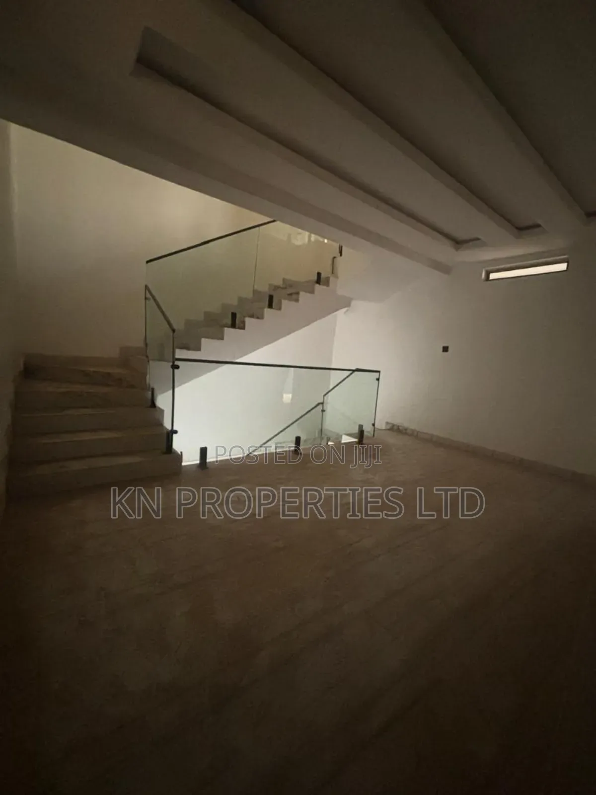 4bdrm Townhouse / Terrace in Wuye for rent