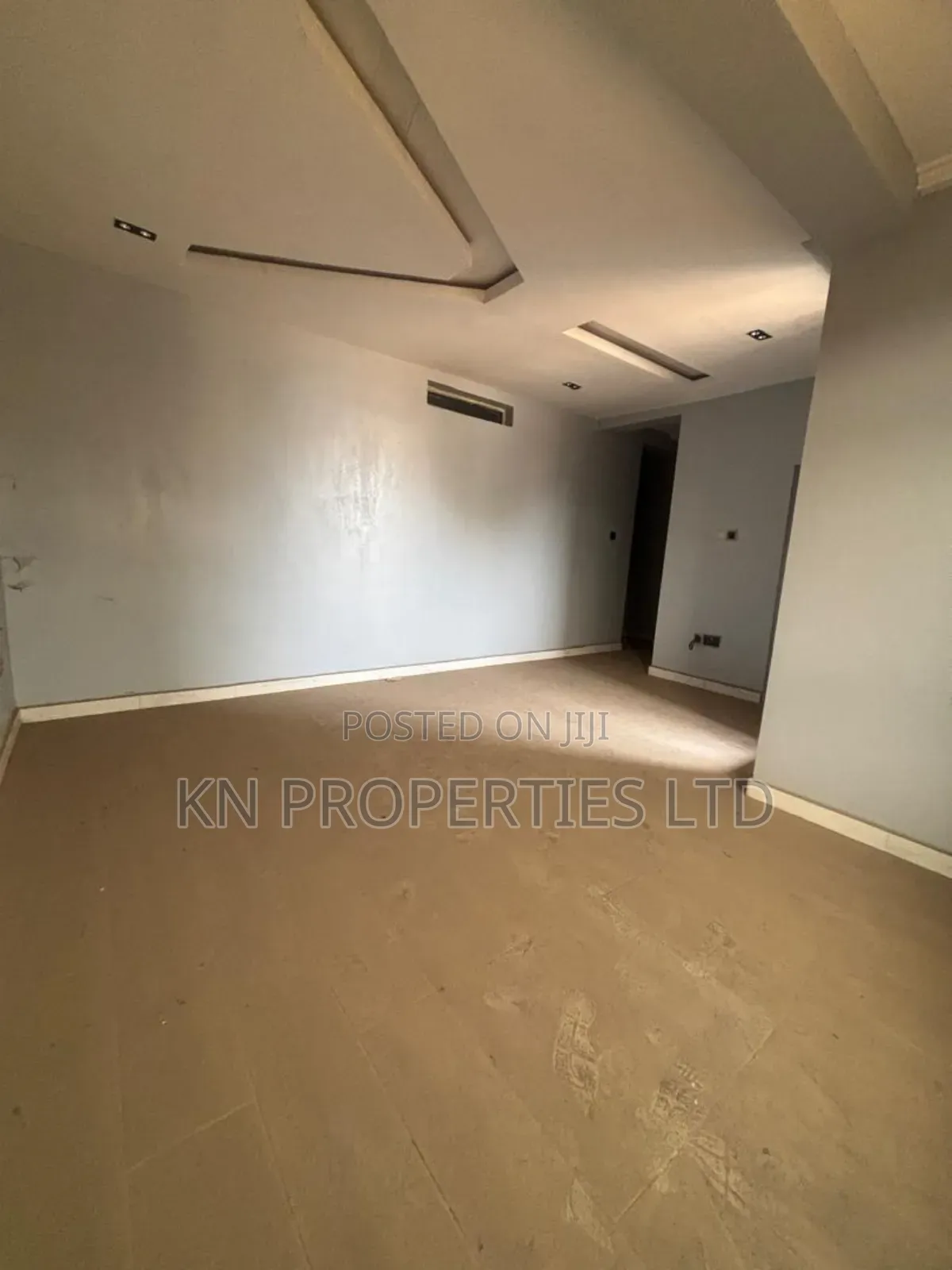 4bdrm Townhouse / Terrace in Wuye for rent