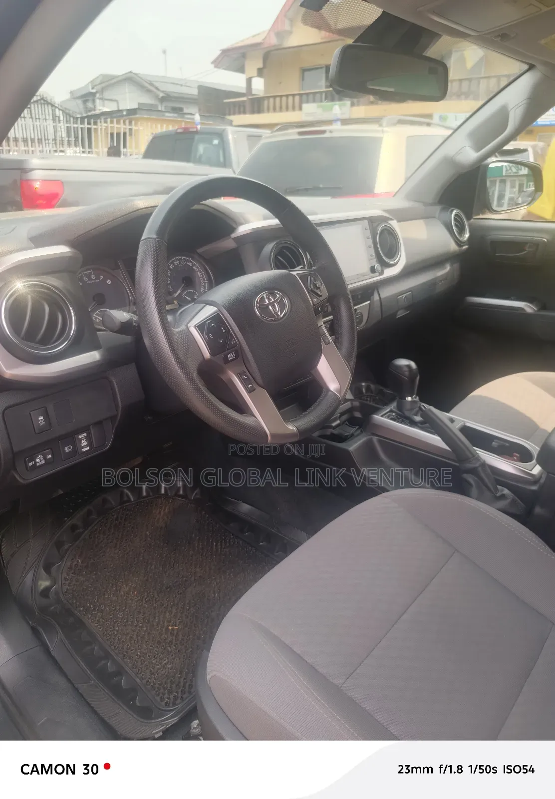 Toyota Tacoma SR5 2021 Black