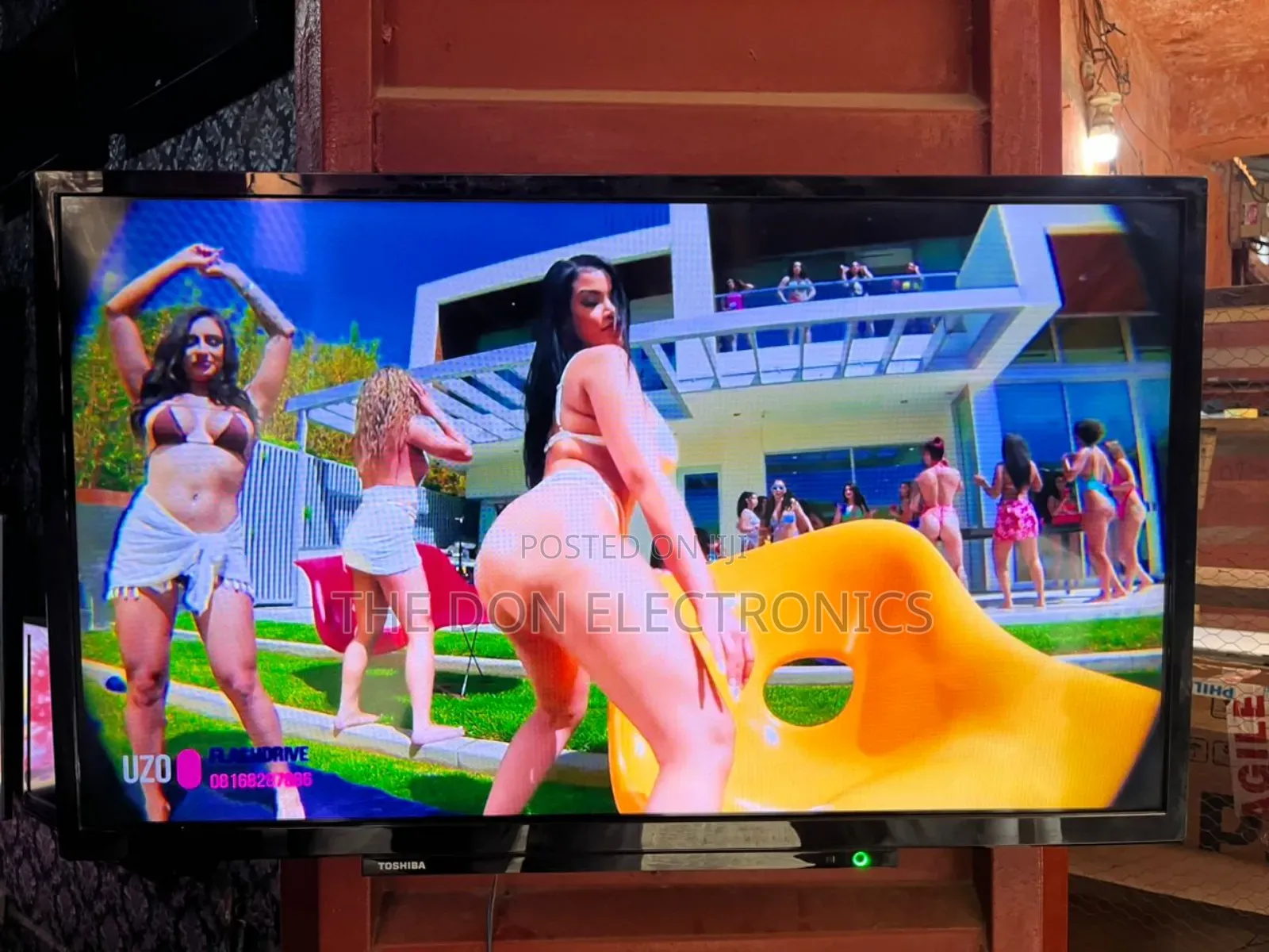 32 Inches Toshiba Smart Tv