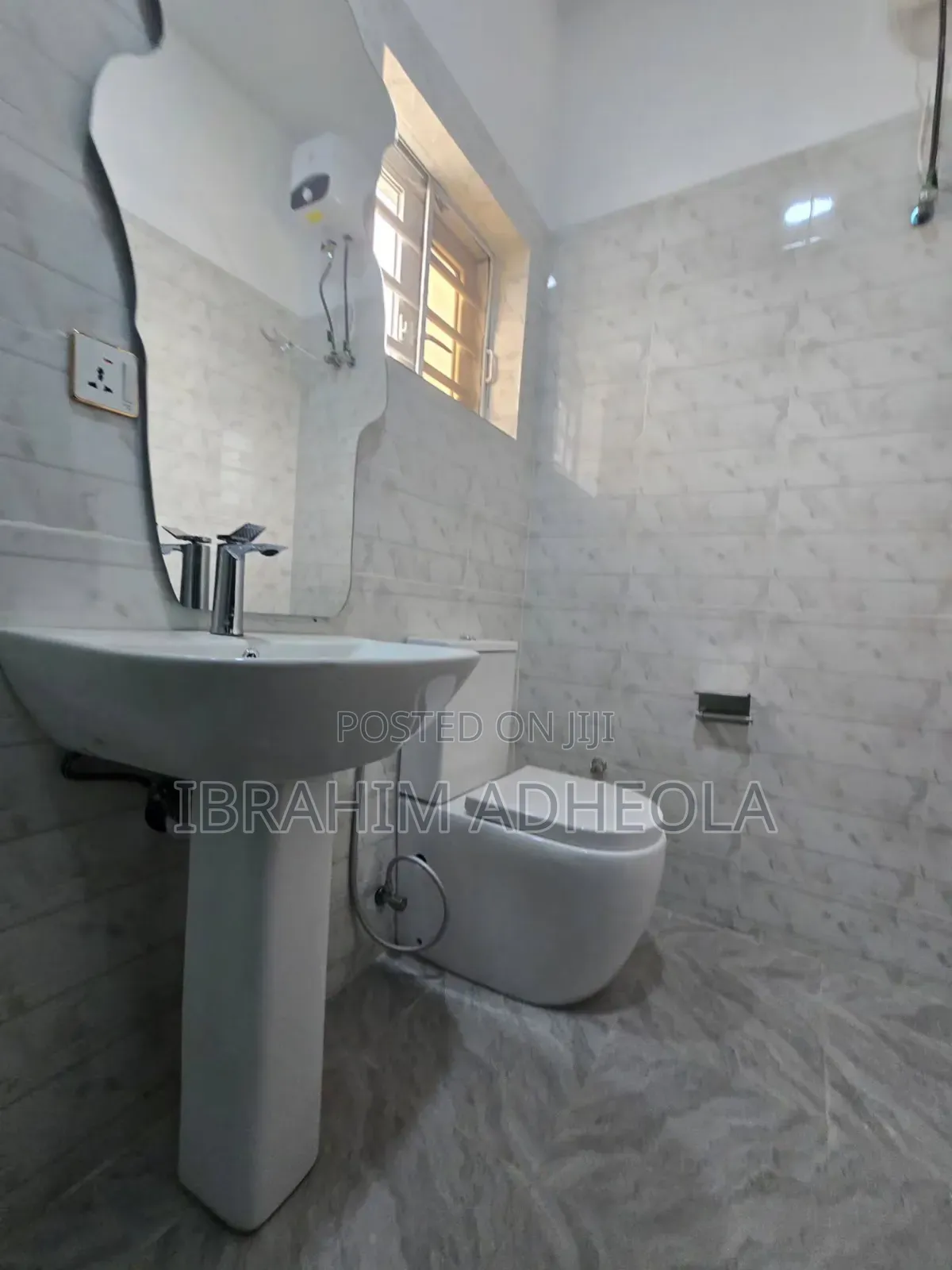 4bdrm Duplex in Adeniyi Jones for sale
