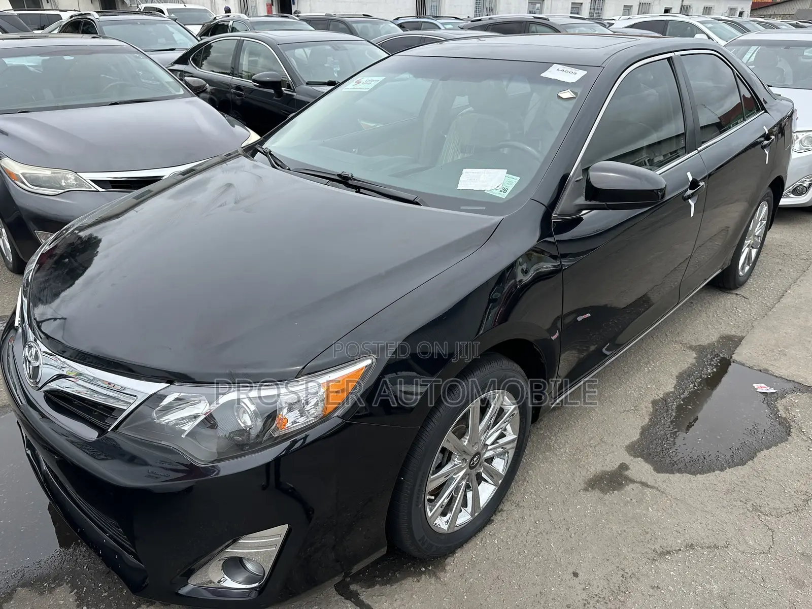 Toyota Camry XLE 4dr Sedan (2.5L 4cyl 6A) 2013 Black