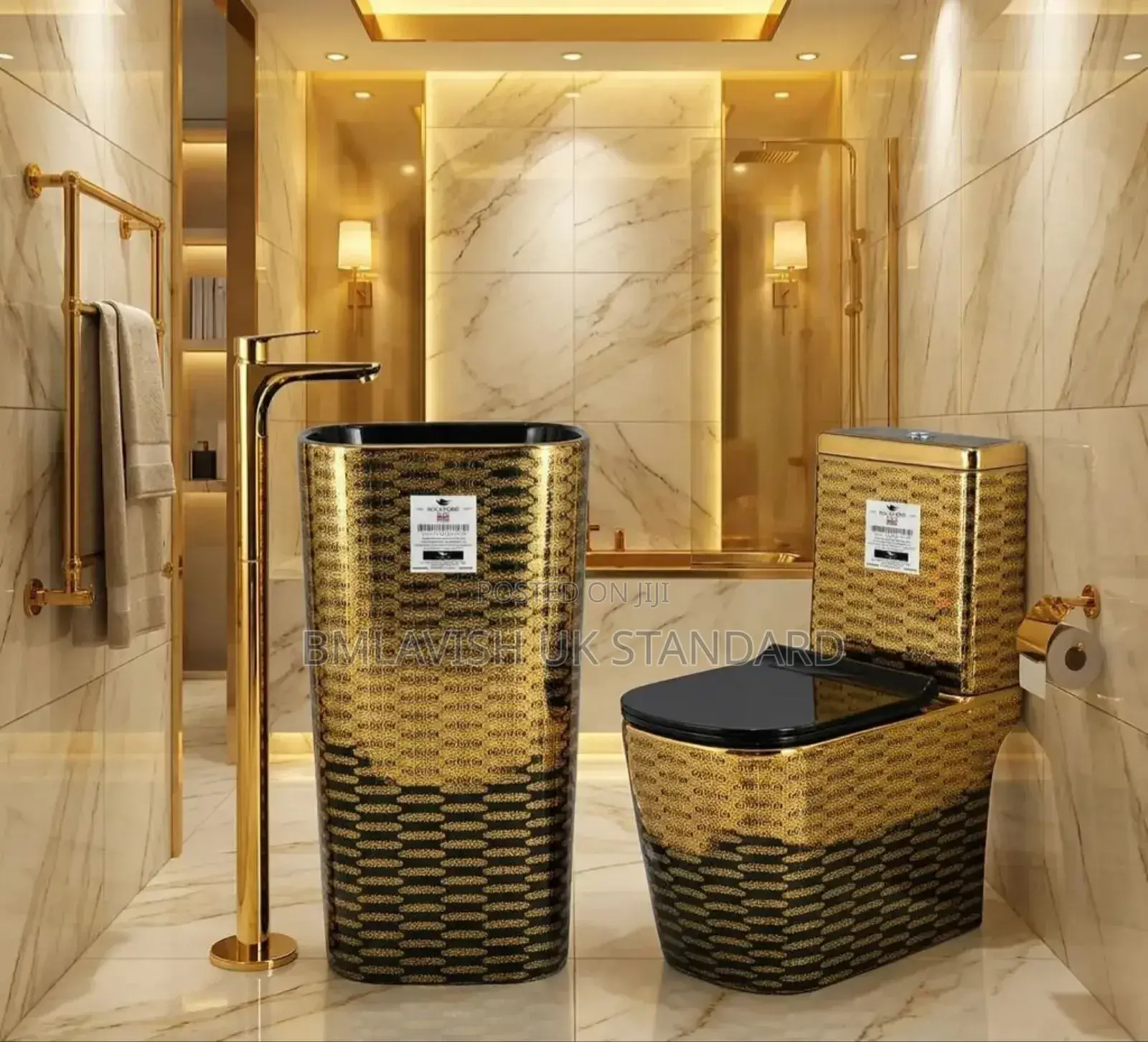Luxury Gold Black Water Closet With Standing Wash Hand Basin