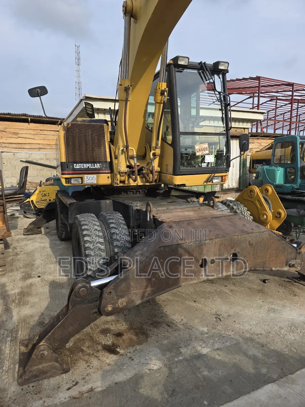 M318 Caterpillar Excavator