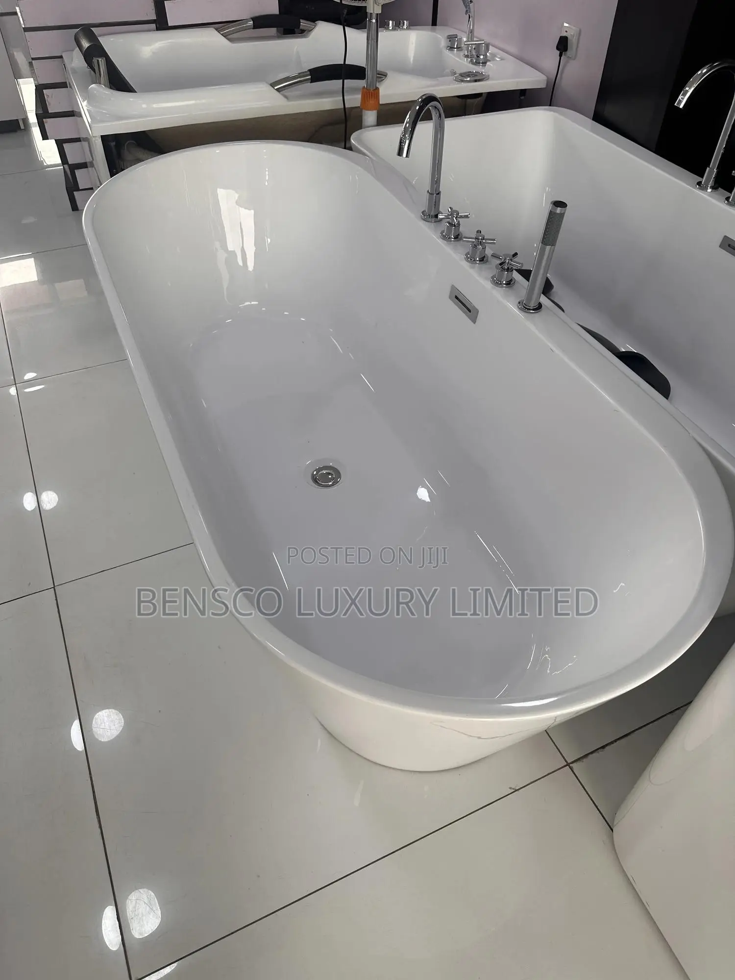 Acrylic Freestanding Bathtub