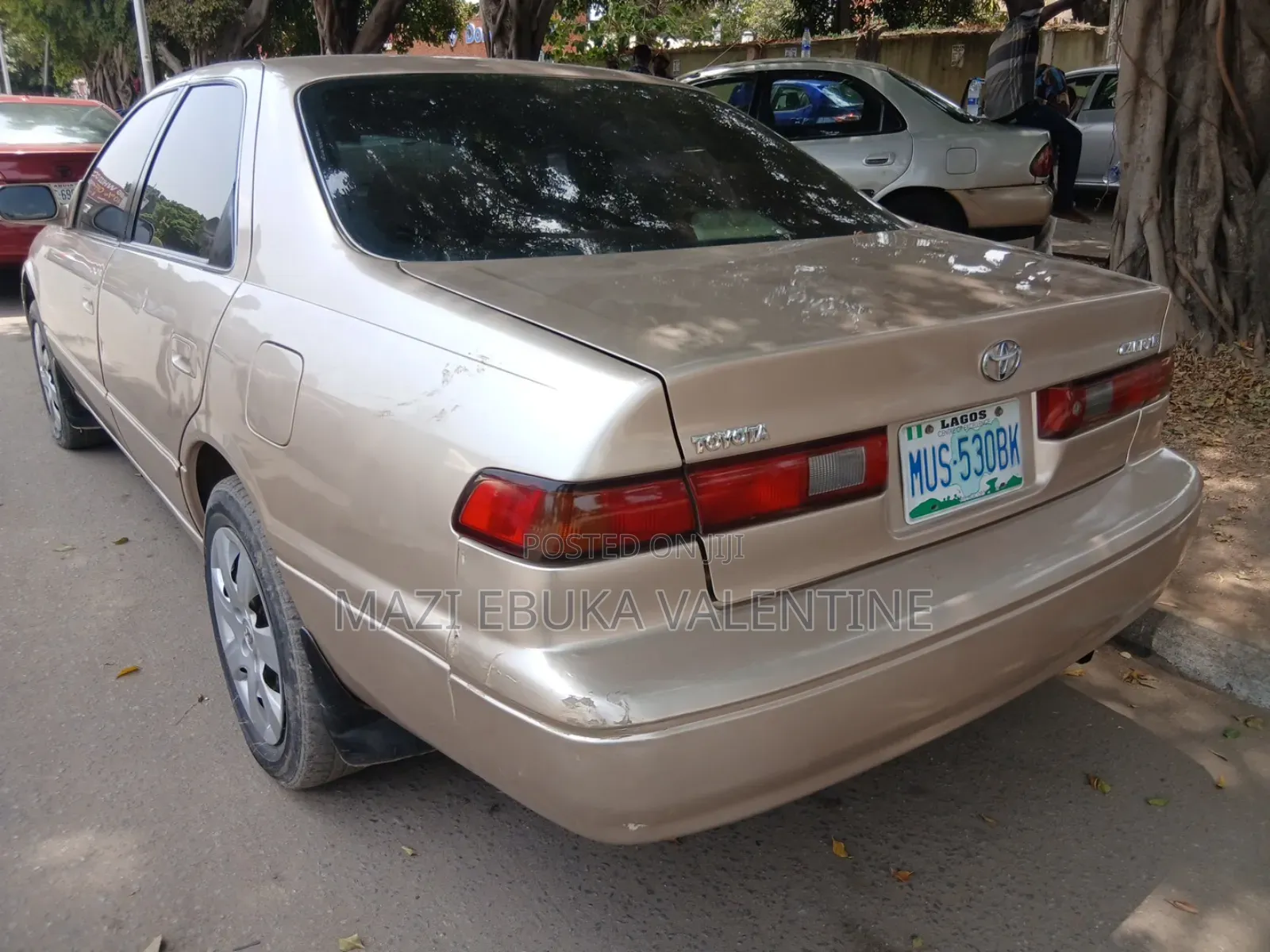 Toyota Camry Automatic 1999 Gold