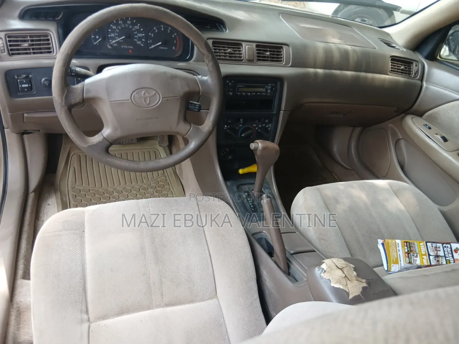 Toyota Camry Automatic 1999 Gold