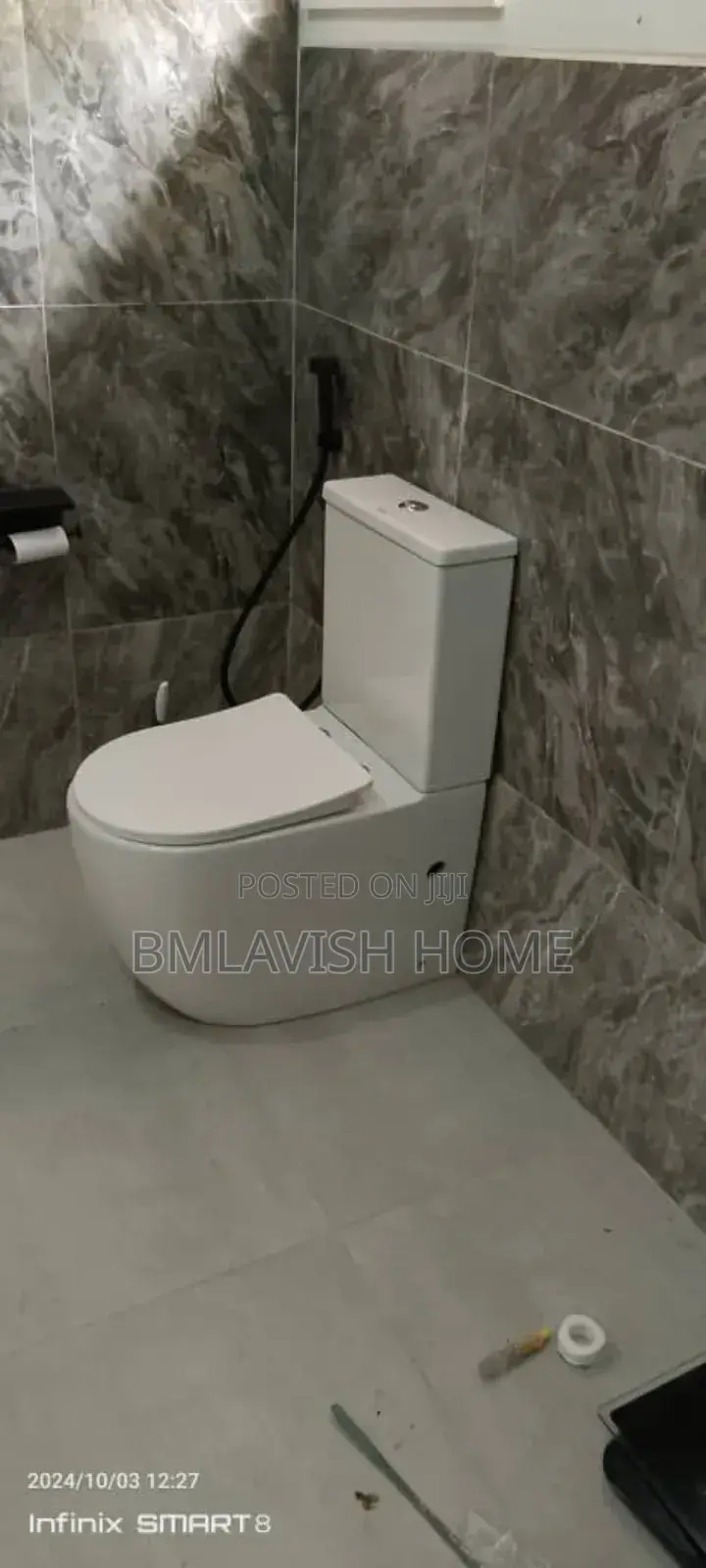 Hawani Water Closet With Wash Hand Basin