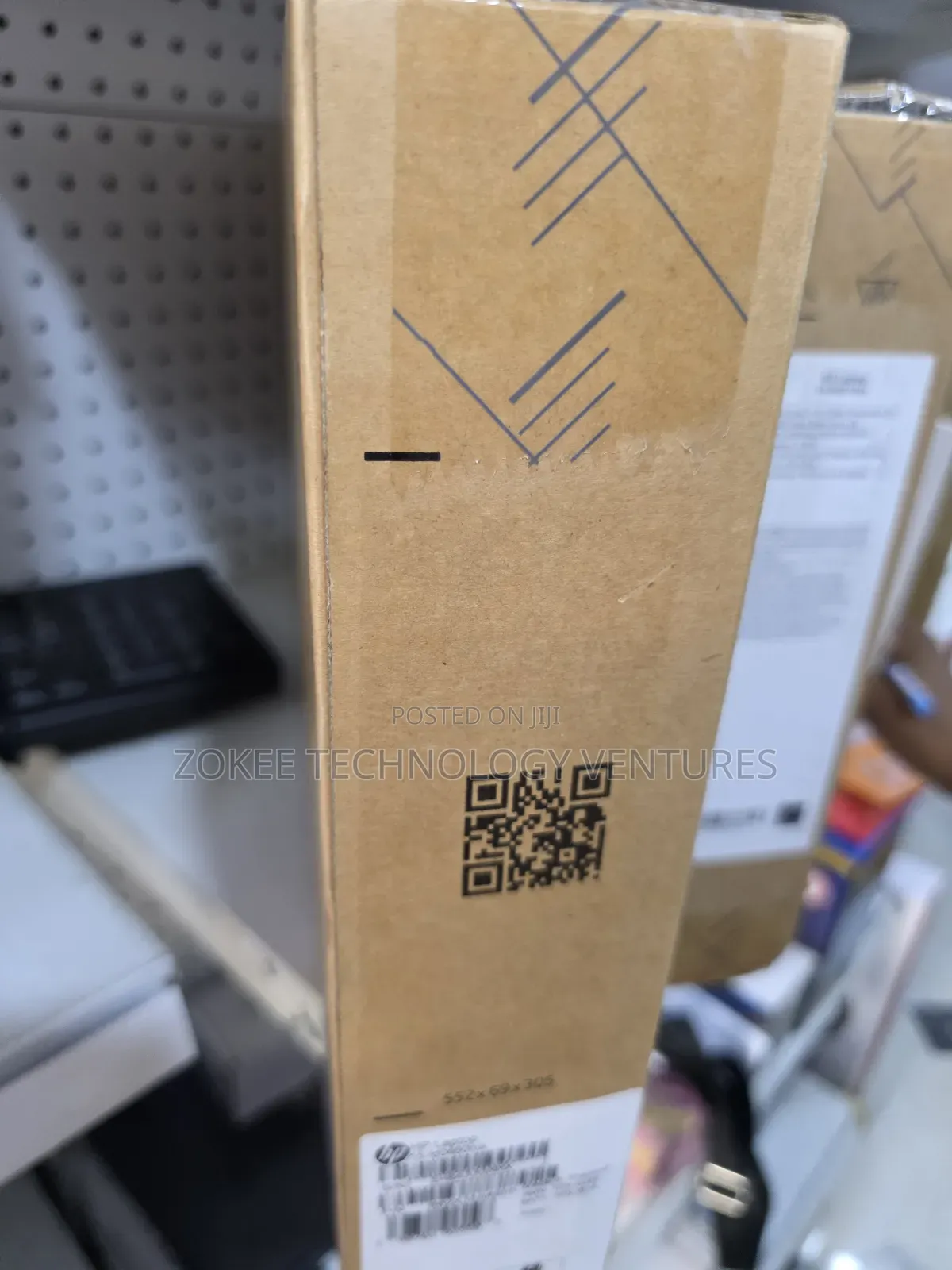 New Laptop HP 15-fd0290ns 8GB Intel Core 5 SSD 512GB