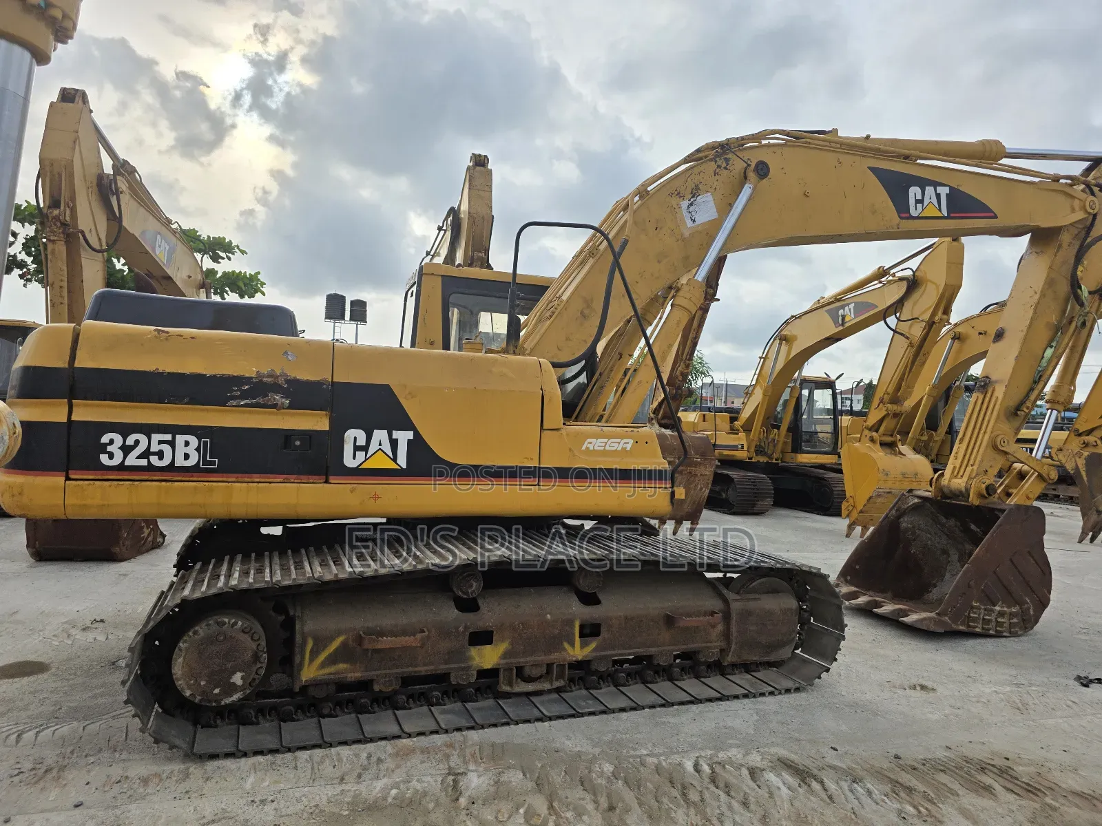 325bl Cat. Excavator