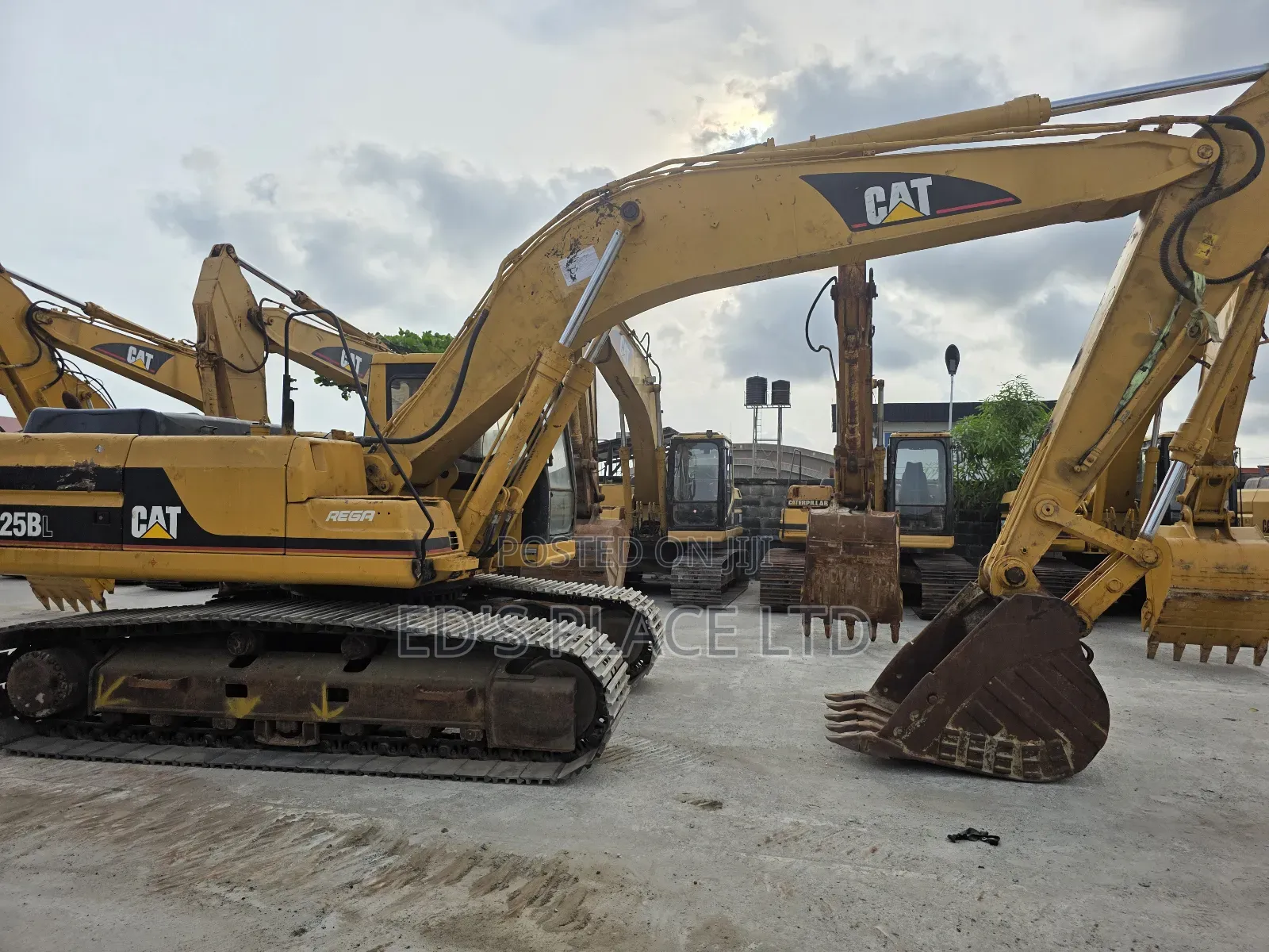 325bl Cat. Excavator