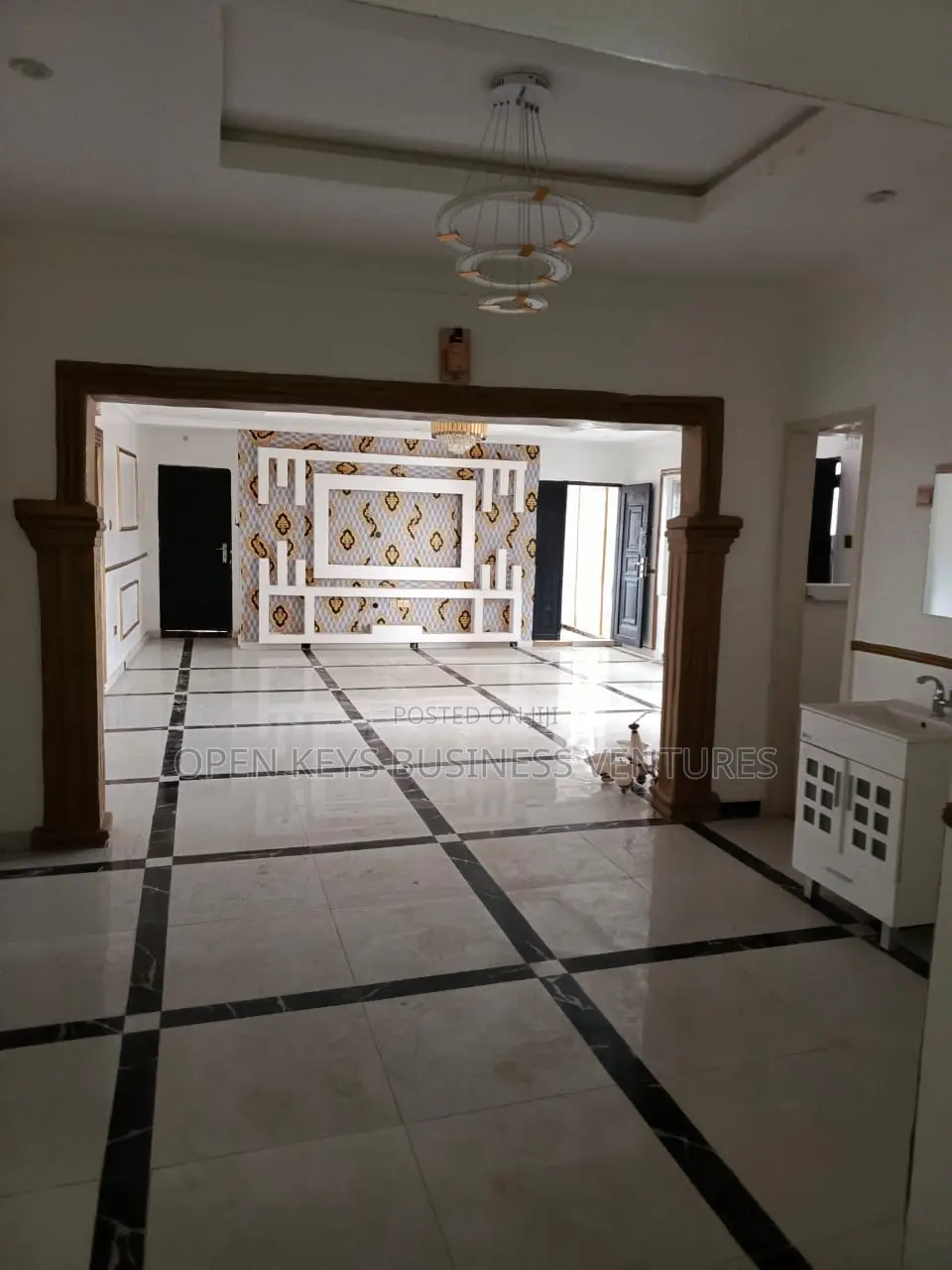 Furnished 2bdrm Block of Flats in Second Gate,, Alakia for sale