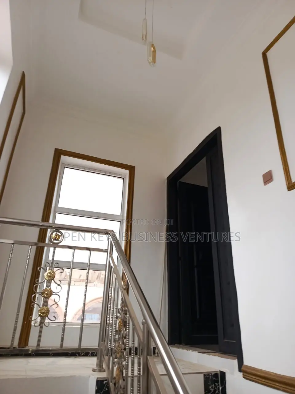 Furnished 2bdrm Block of Flats in Second Gate,, Alakia for sale