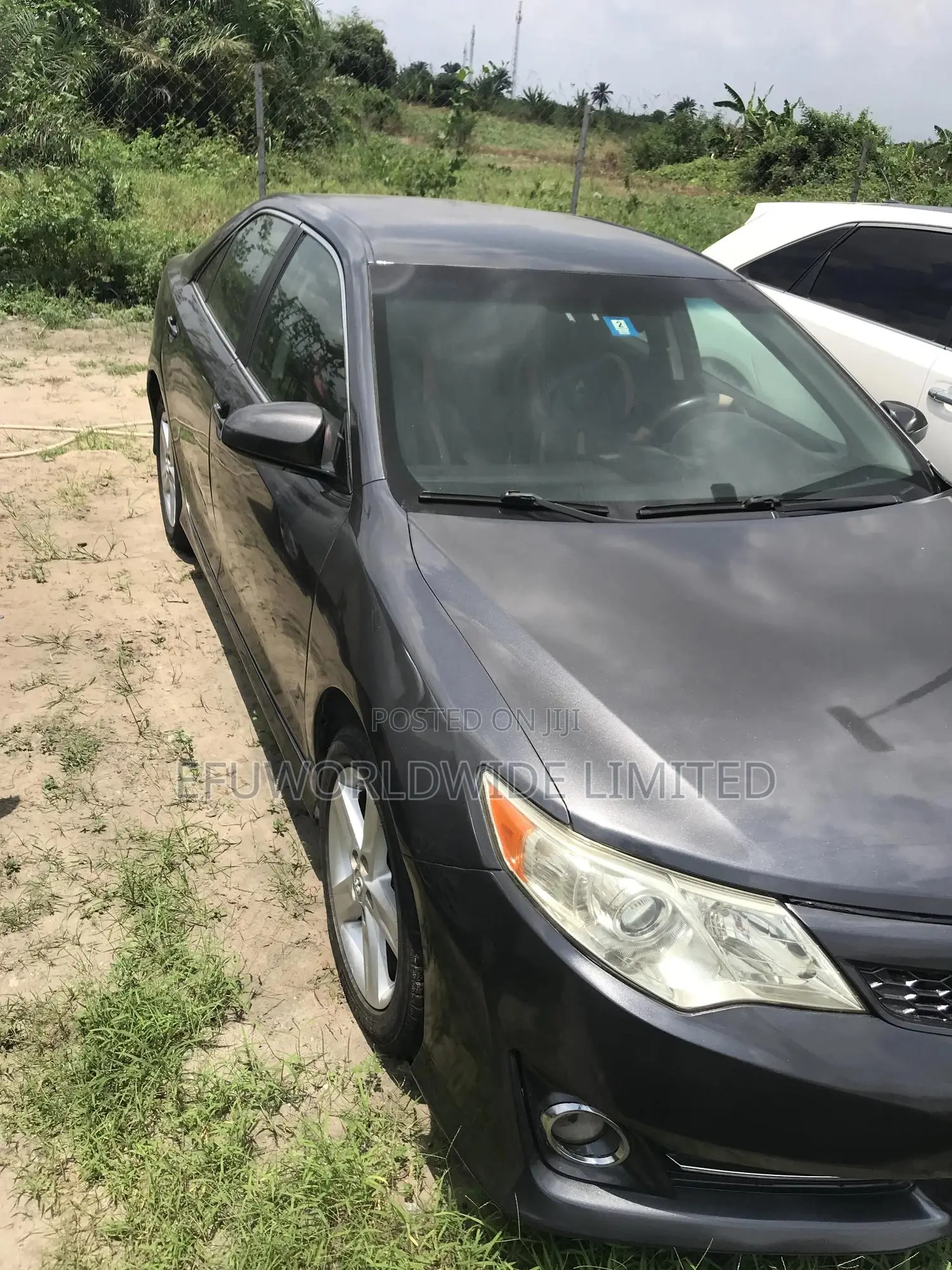Toyota Camry SE 4dr Sedan (2.5L 4cyl 6A) 2012 Gray
