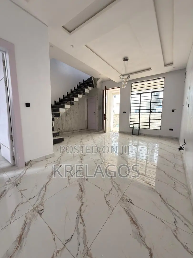 3bdrm Duplex in Orchid, Chevron for sale