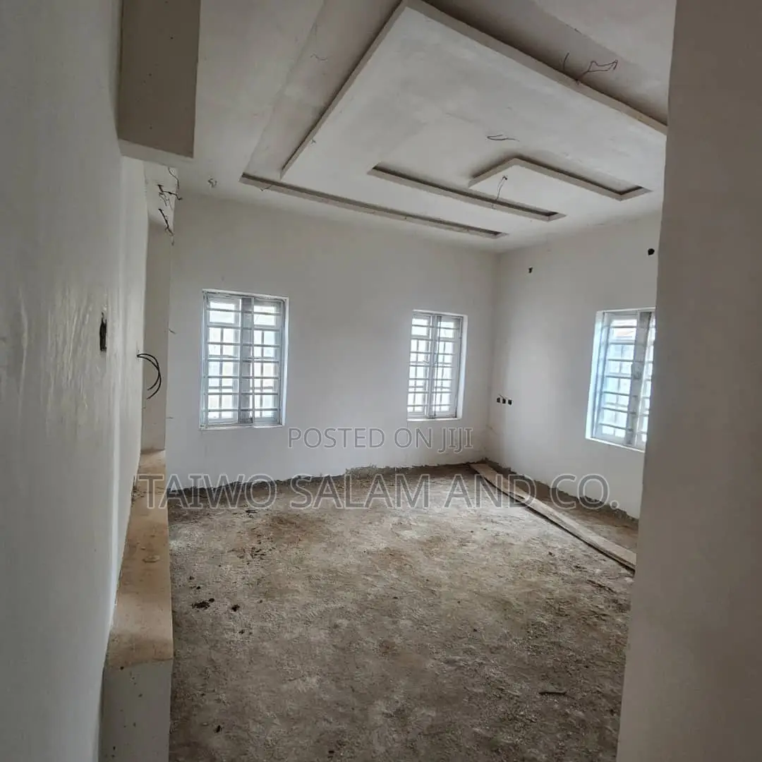 2bdrm Bungalow in Akala Express for sale