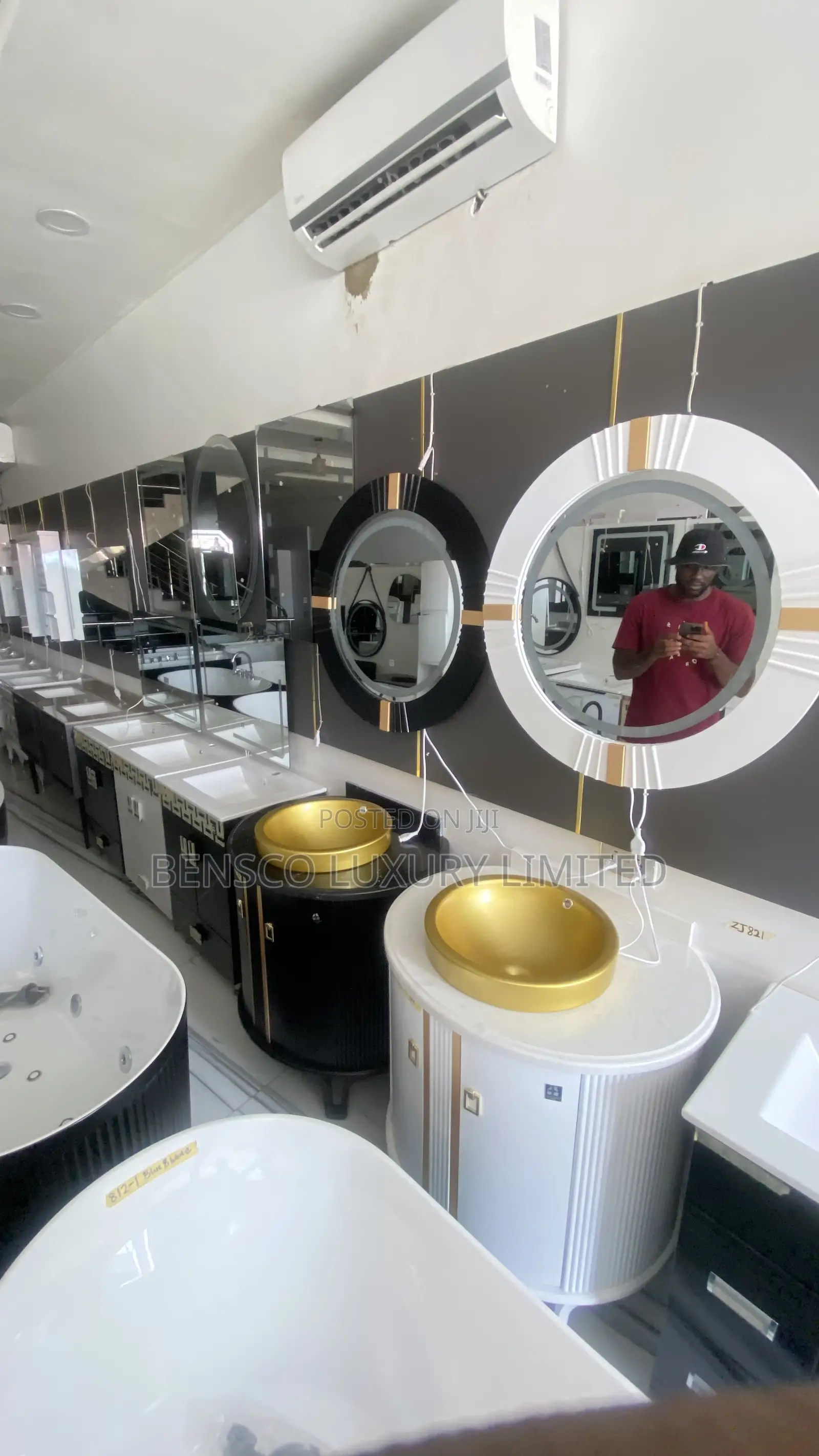 Modern Bathroom Cabinet Set With Gold Wash Basin Round Mirror