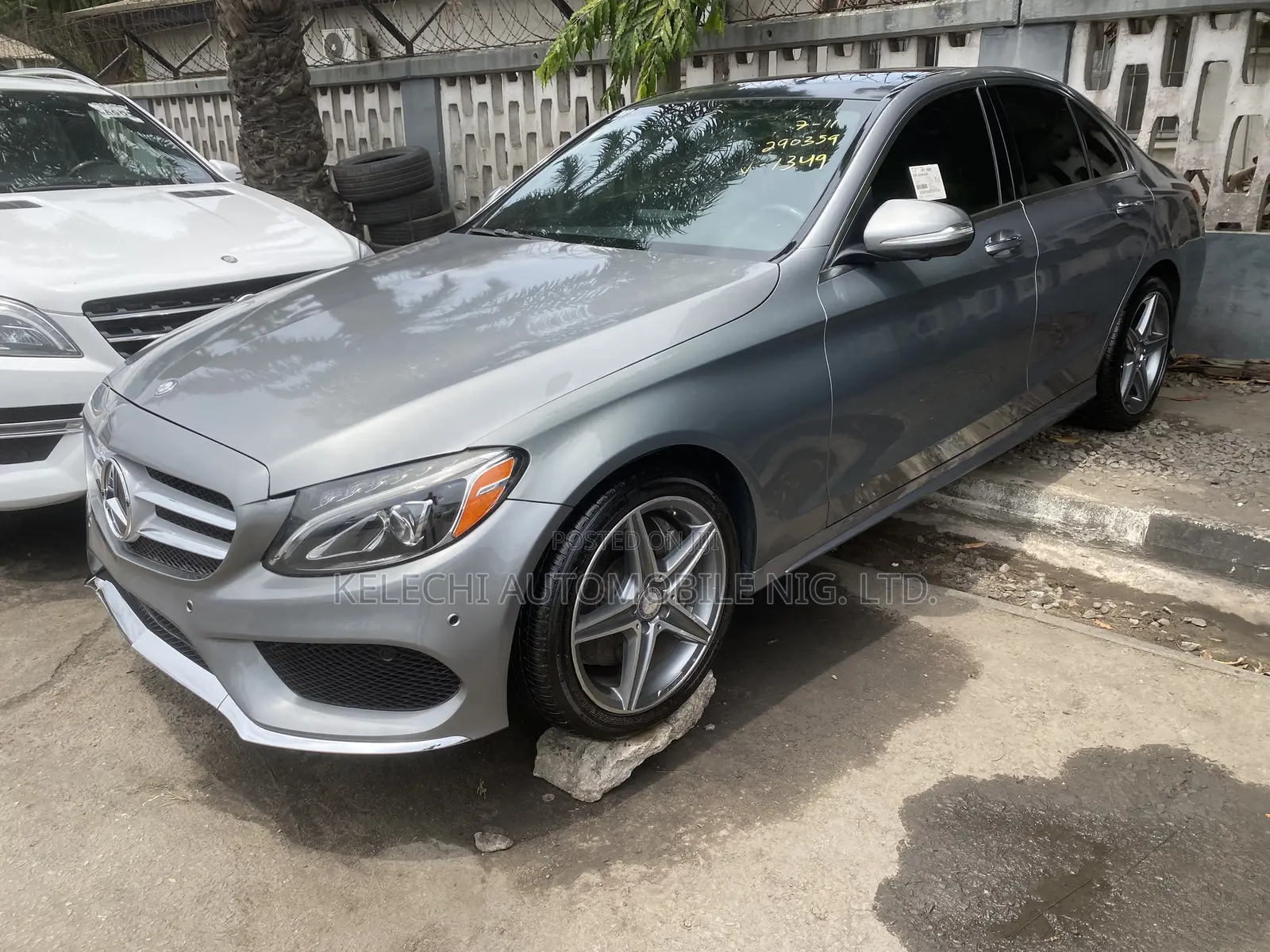 Mercedes-Benz C400 4Matic AWD Sedan (3.0L V6 7A) 2015 Gray