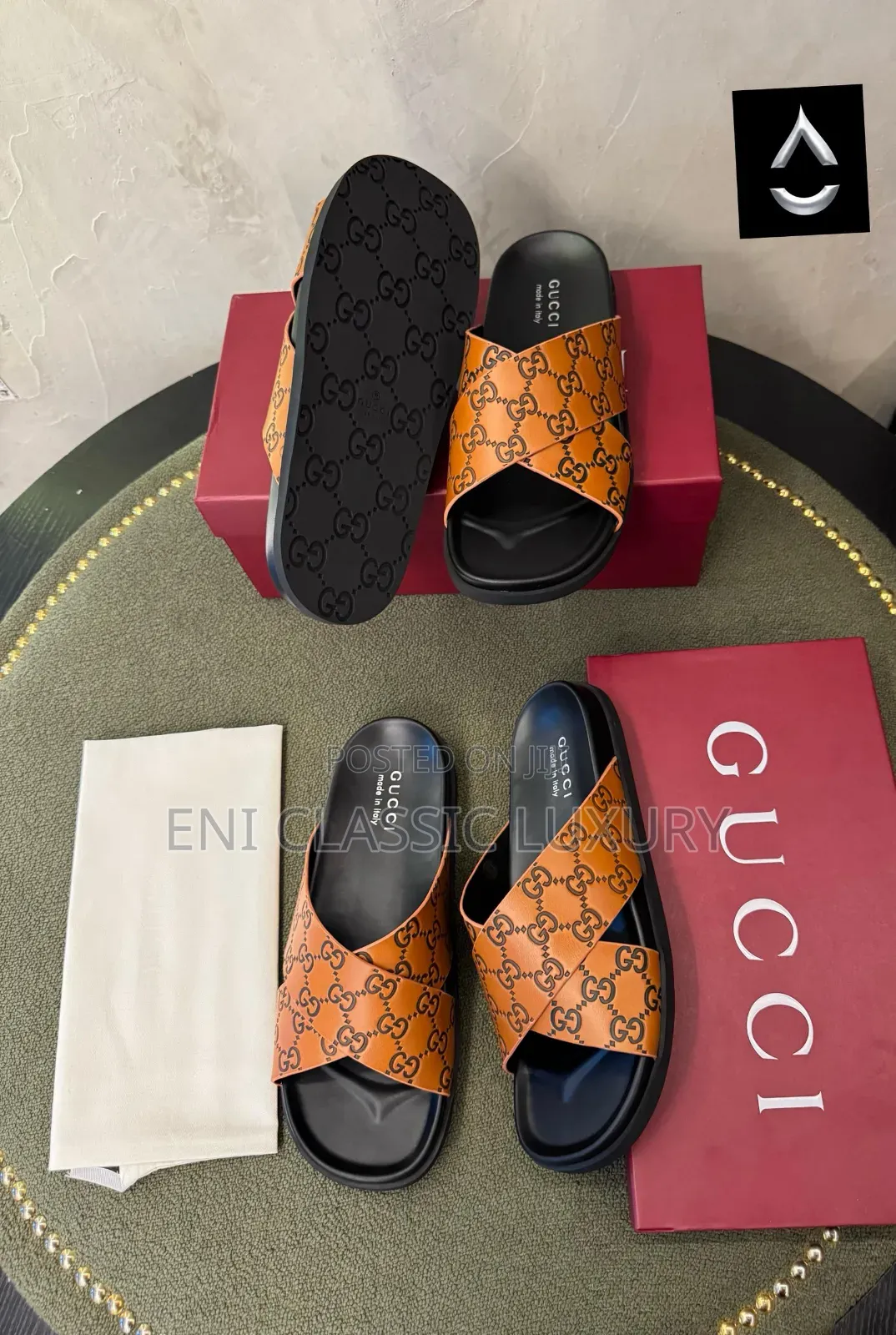 Gucci Luxury Men's Slippers Best Quality Well Banded Package