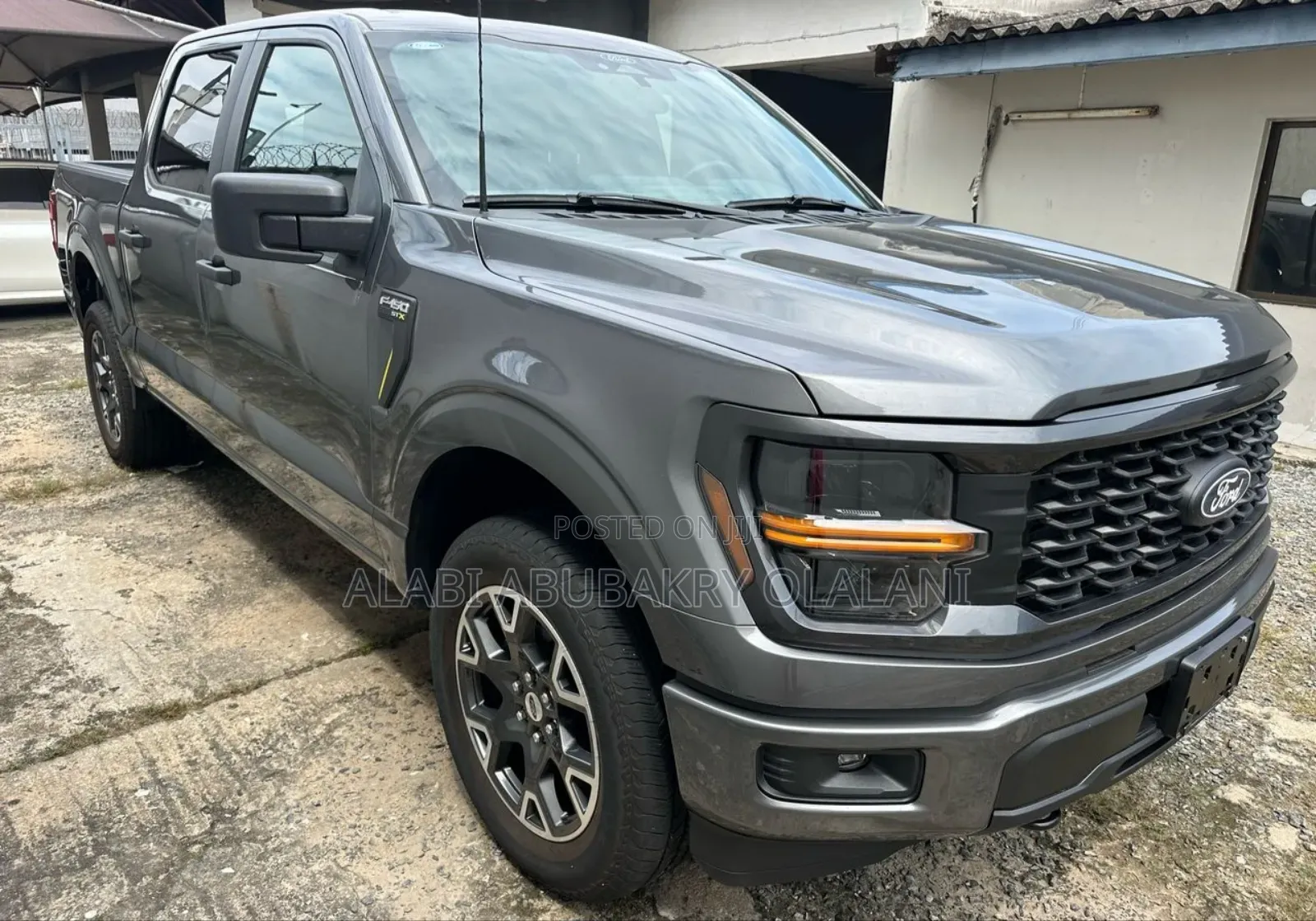 Ford F-150 2025 Gray