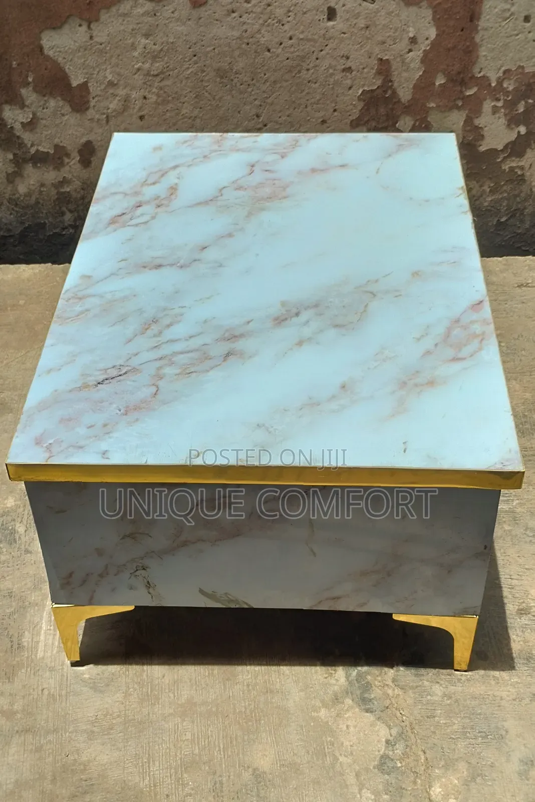 Brand New Top Quality Luxury Center Table