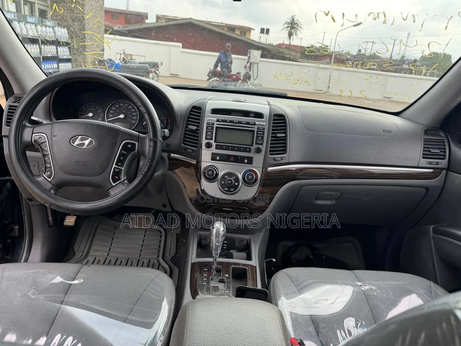 Hyundai Santa Fe Limited 2010 Black