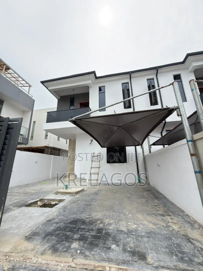 4bdrm Duplex in Orchid, Chevron for sale