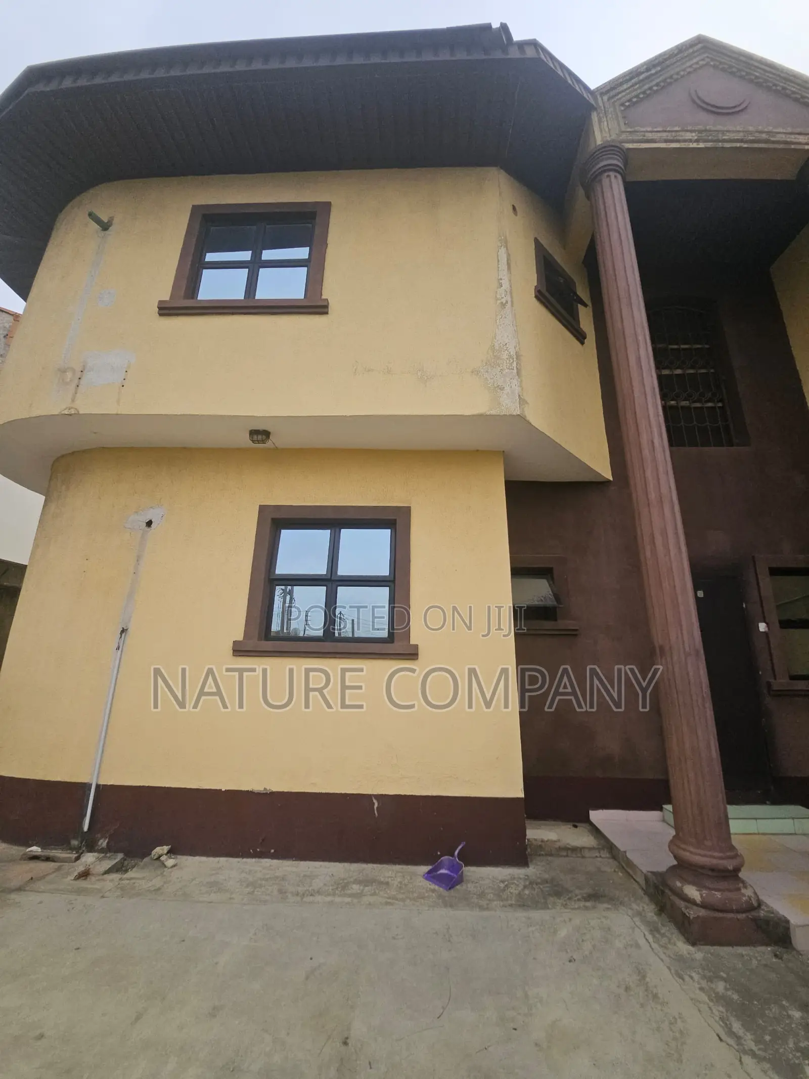 5bdrm Duplex in Omole Phase 2 for rent
