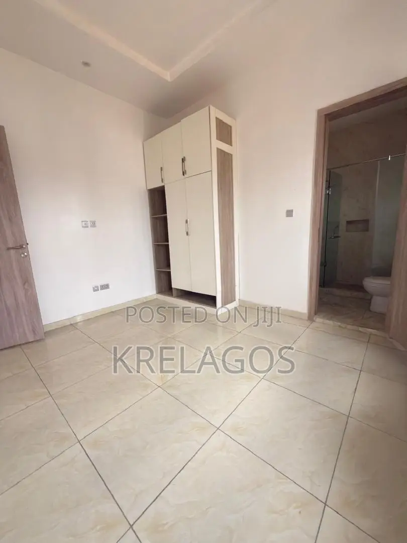 4bdrm Duplex in Orchid, Chevron for rent
