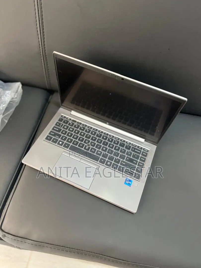 Laptop HP ZBook Firefly 14 G7 16GB Intel Core i7 SSD 256GB